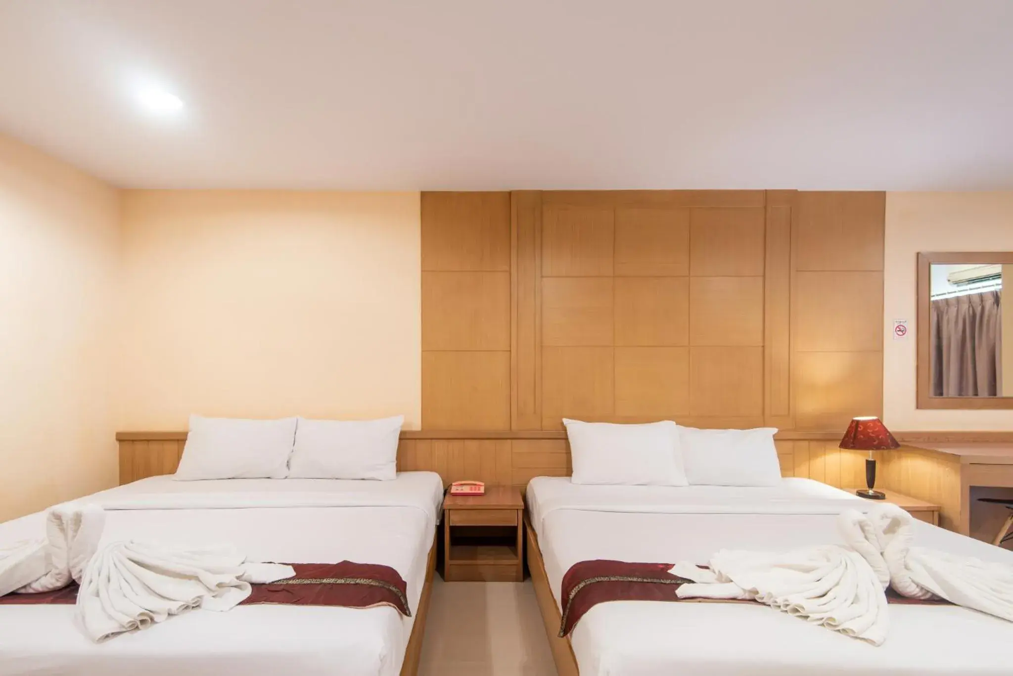 Metro Family Deluxe in Metro Point Bangkok Metro Family Deluxe in Metro Point Bangkok