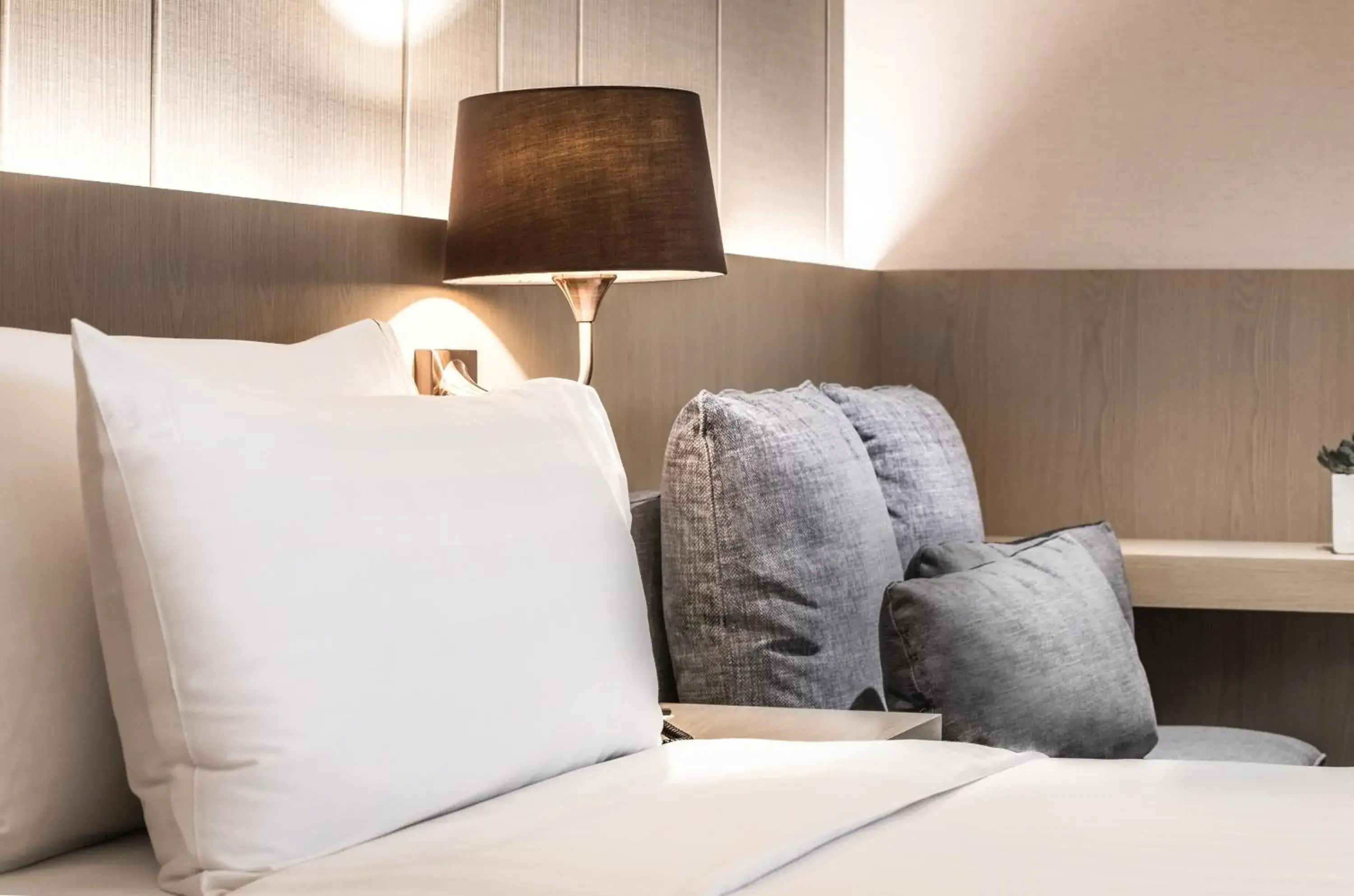 Superior Twin Room with City View in Hotel Valletta Superior Twin Room with City View in Hotel Valletta