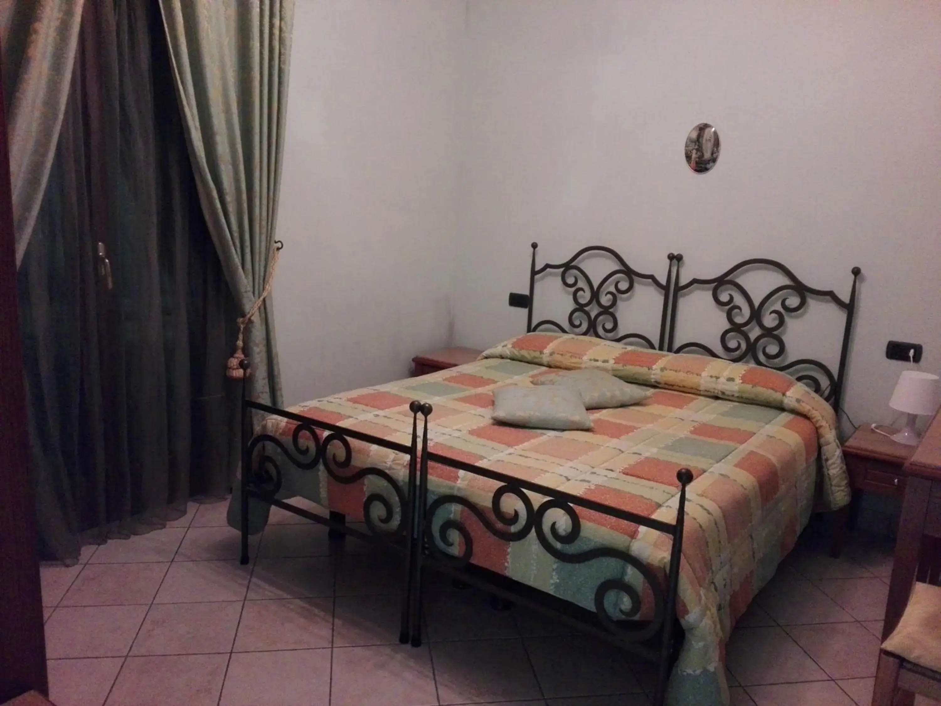 Double Room in Hotel Ponte San Vittorino Double Room in Hotel Ponte San Vittorino