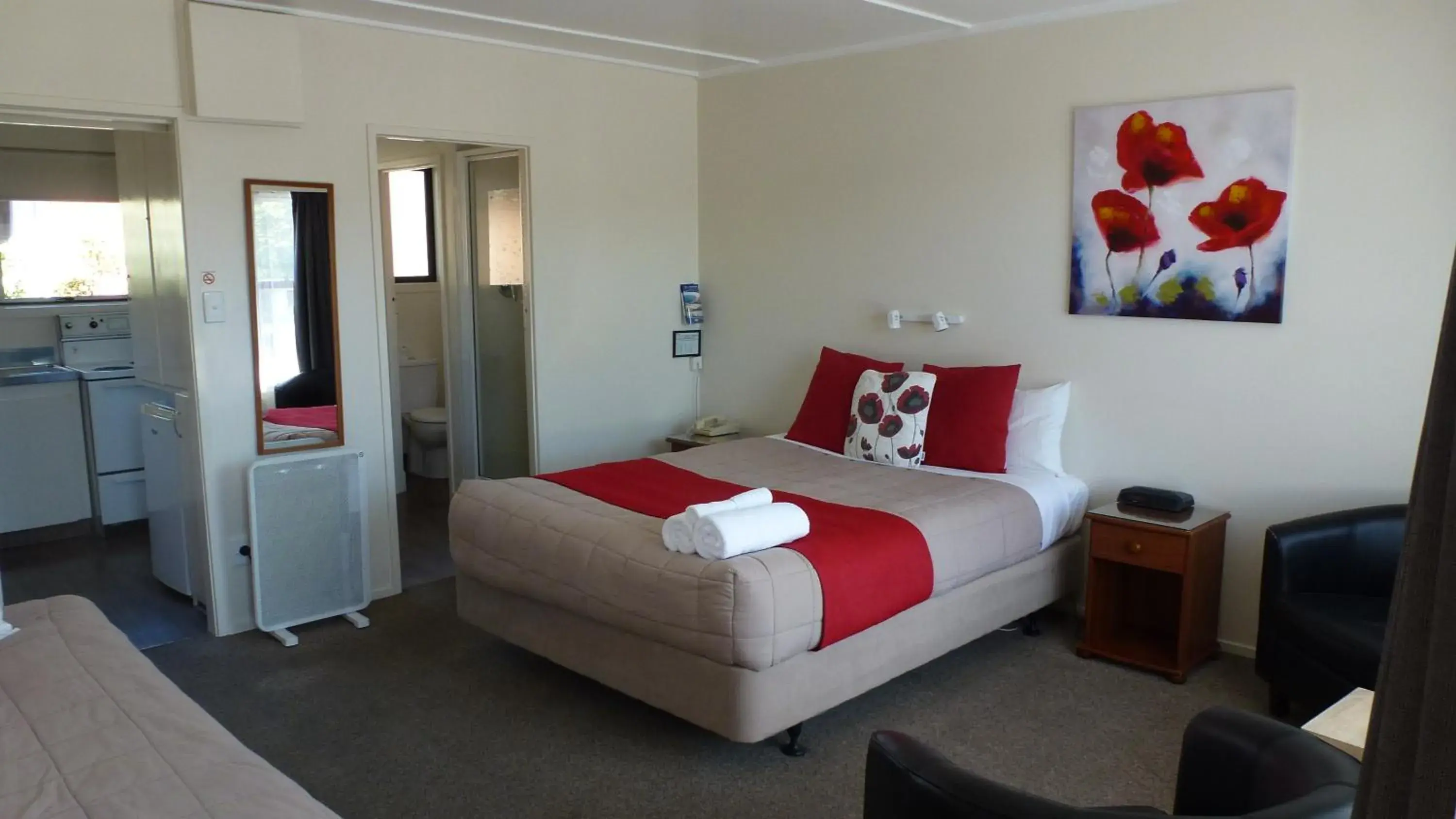 Executive Queen Studio in ASURE Adcroft Motel Executive Queen Studio in ASURE Adcroft Motel