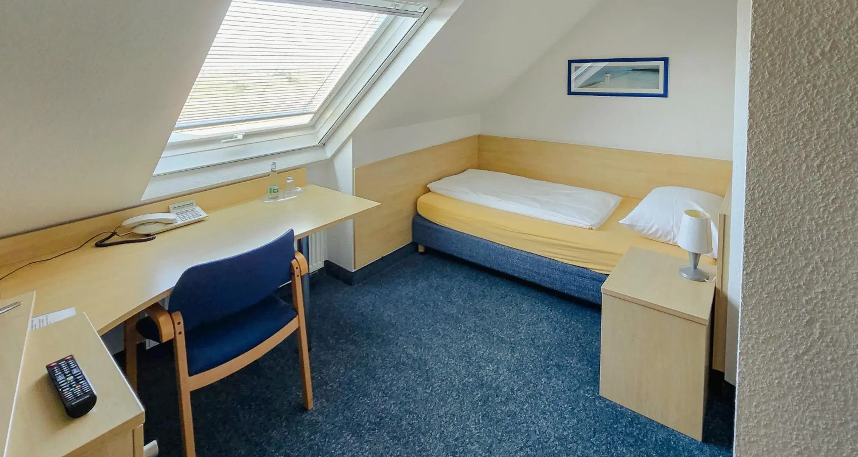 Standard Single Room in Fairway Hotel Standard Single Room in Fairway Hotel