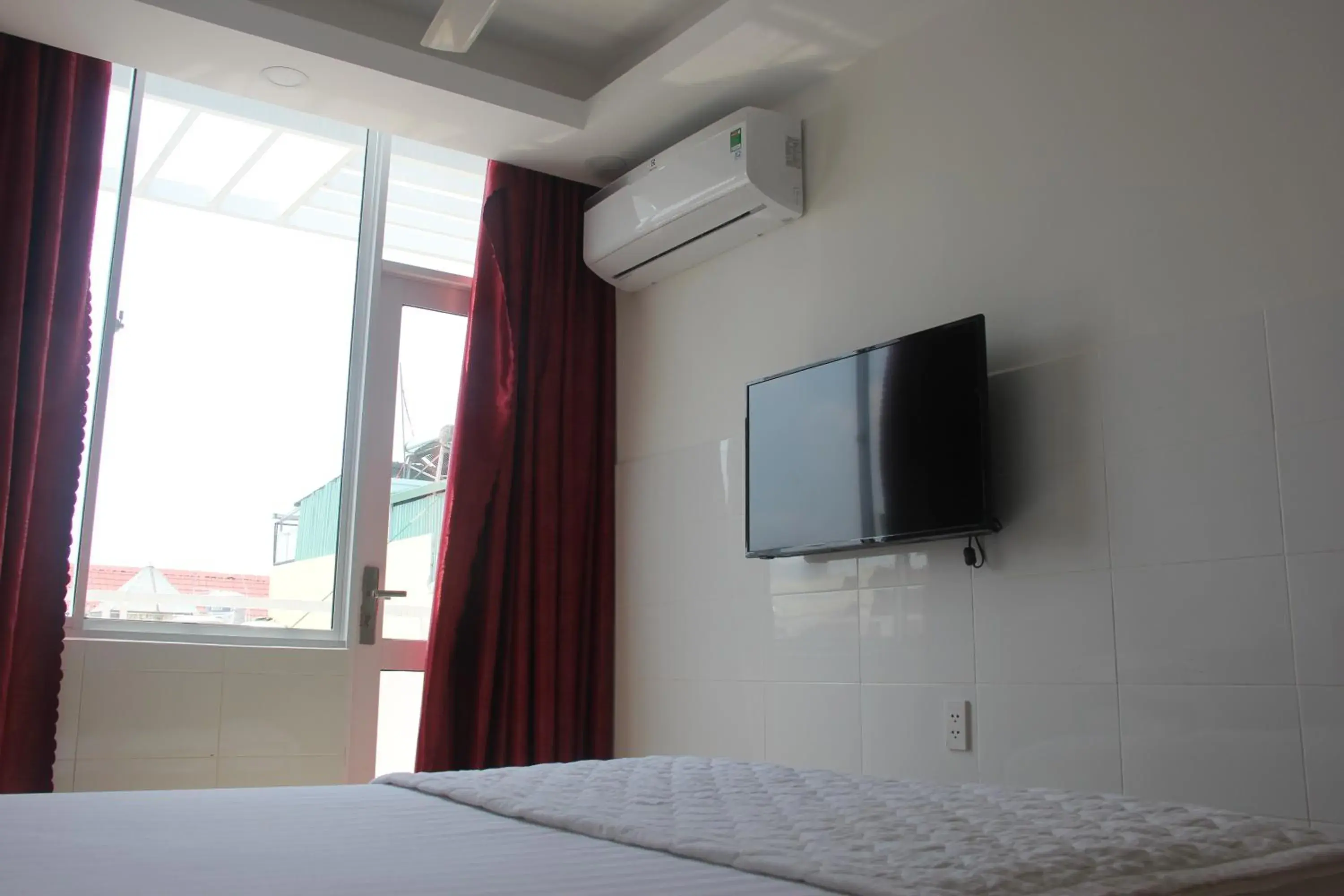 Superior Double Room - single occupancy in Sai Gon River Hotel Superior Double Room - single occupancy in Sai Gon River Hotel