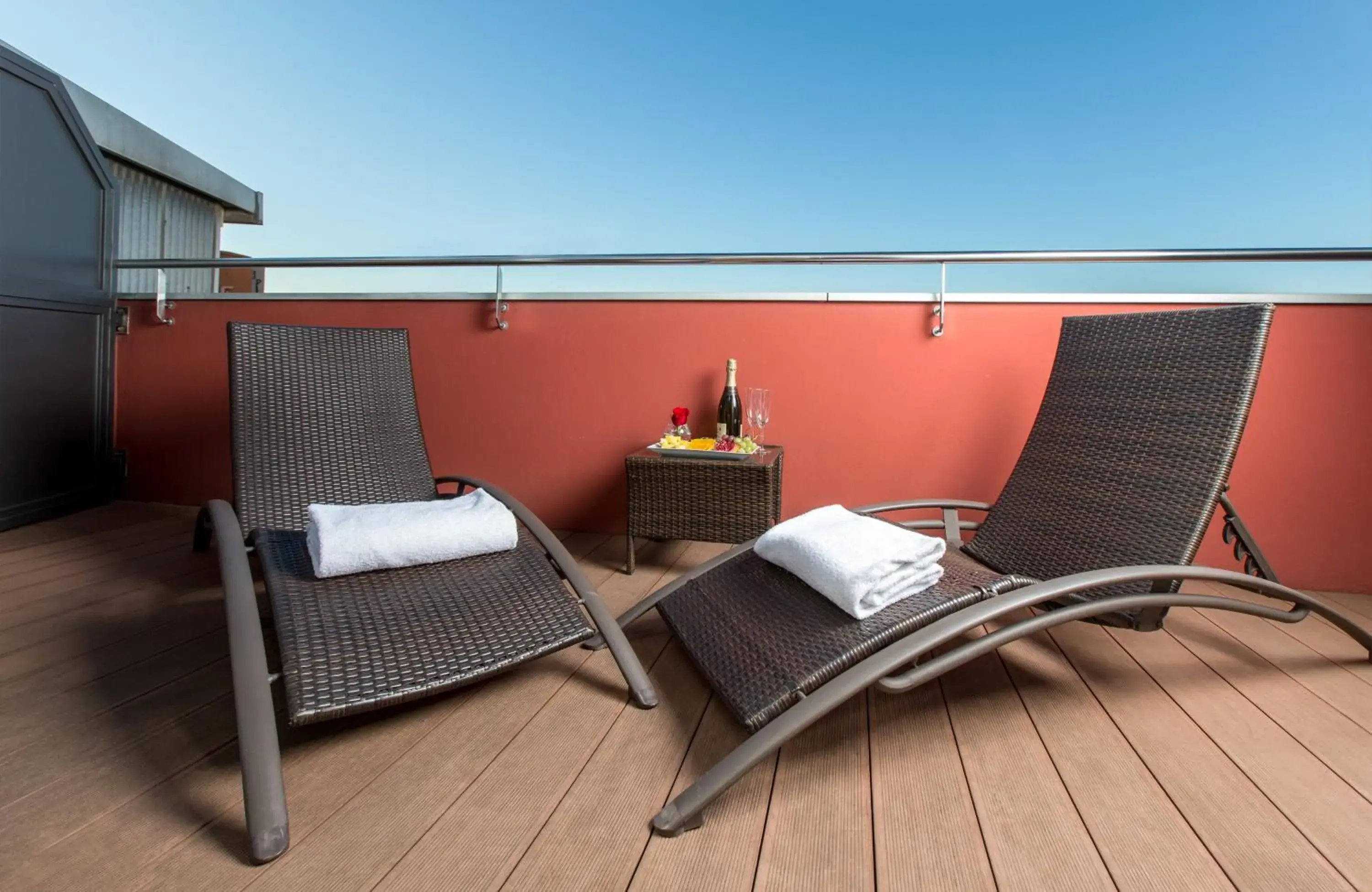 Deluxe Double Room in Leonardo Boutique Hotel Barcelona Sagrada Familia Deluxe Double Room in Leonardo Boutique Hotel Barcelona Sagrada Familia