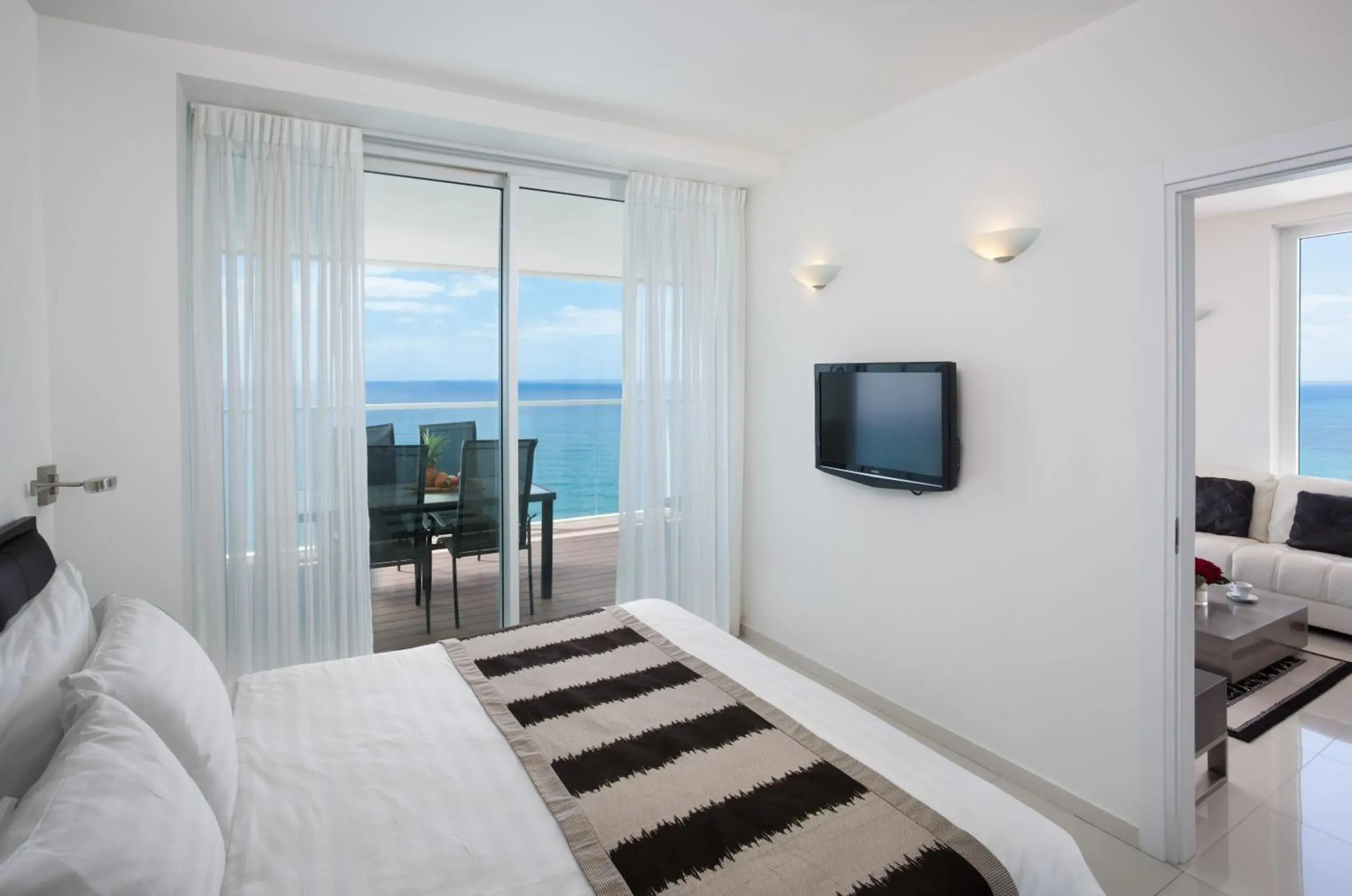 Grand Executive Suite with Balcony and Sea View (4 Adults) in Island Luxurious Suites Hotel and Spa Grand Executive Suite with Balcony and Sea View (4 Adults) in Island Luxurious Suites Hotel and Spa