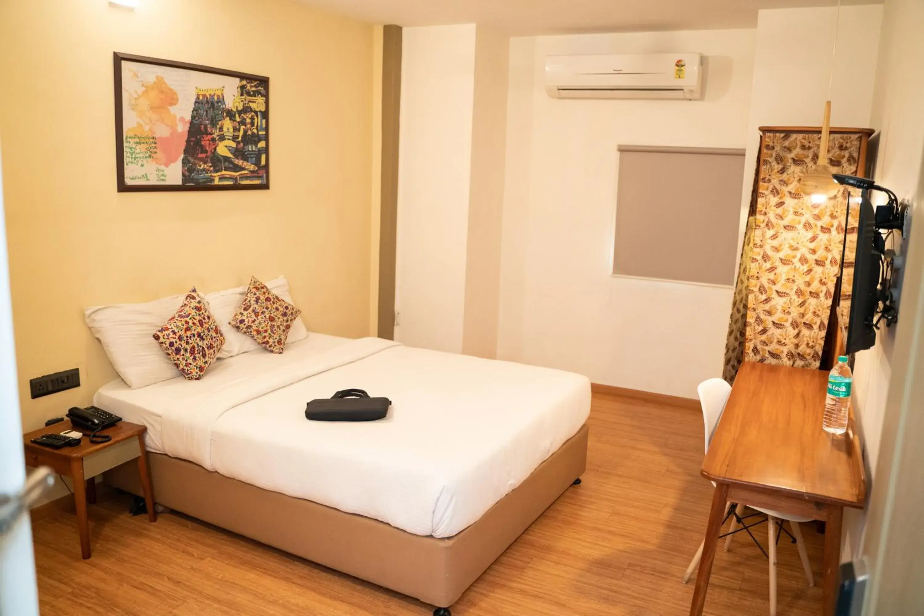 Deluxe Room in Hotel Beebiz Guindy Deluxe Room in Hotel Beebiz Guindy
