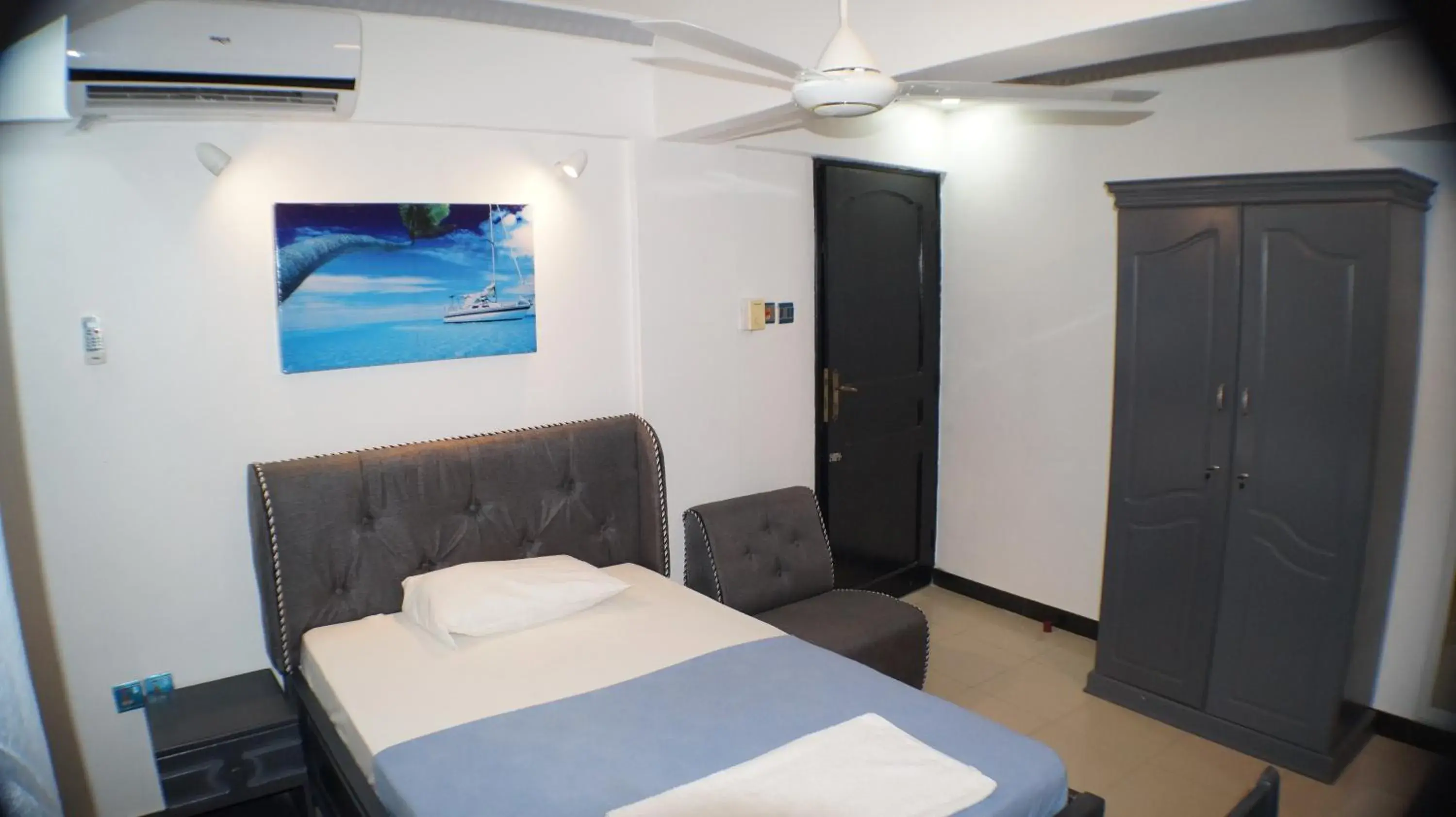 Single Room in Econo Lodge Single Room in Econo Lodge