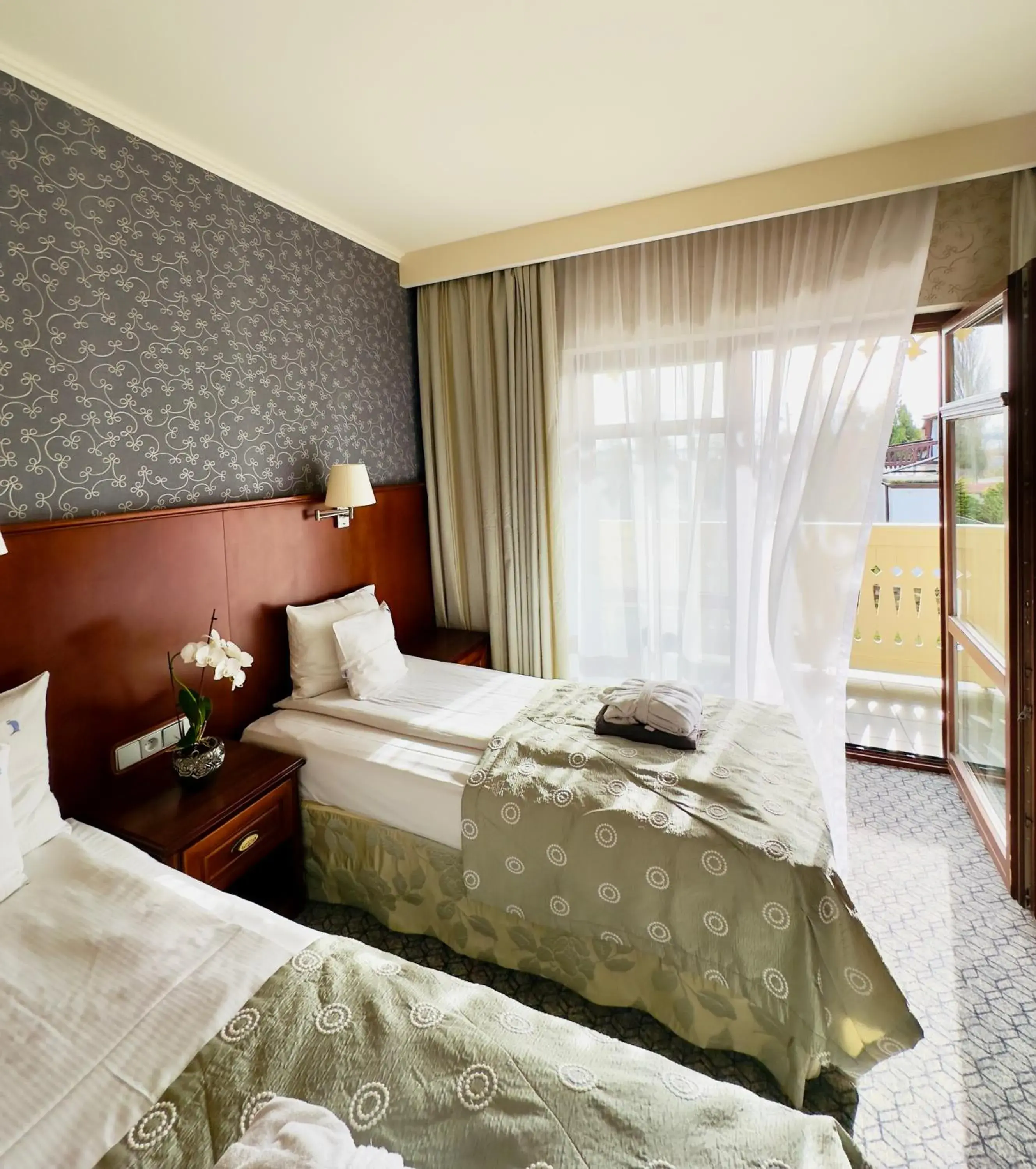 Standard Double or Twin Room in Hotel&Spa Stary Dziwnów basen swimming pool Standard Double or Twin Room in Hotel&Spa Stary Dziwnów basen swimming pool