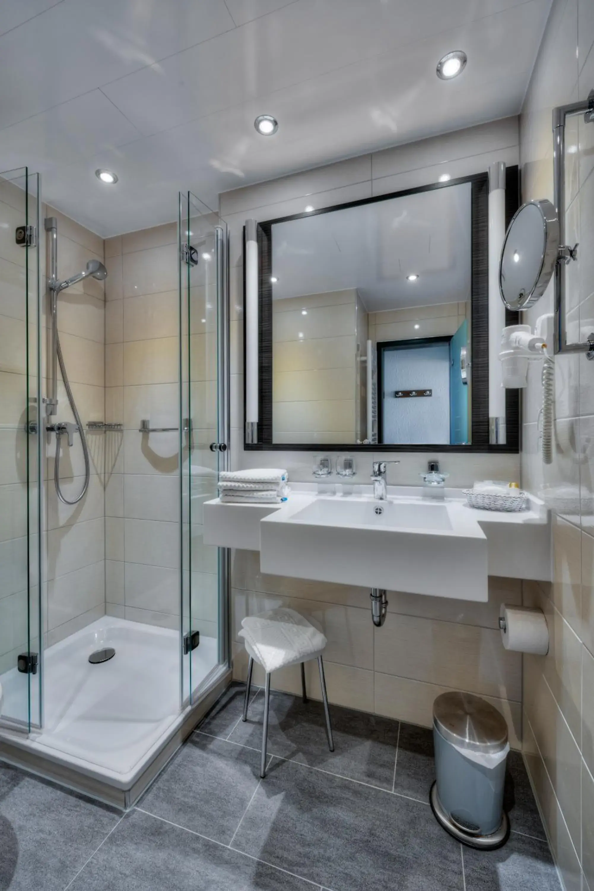 Family Room with Mountain View in Waldhotel Sonnenberg Family Room with Mountain View in Waldhotel Sonnenberg