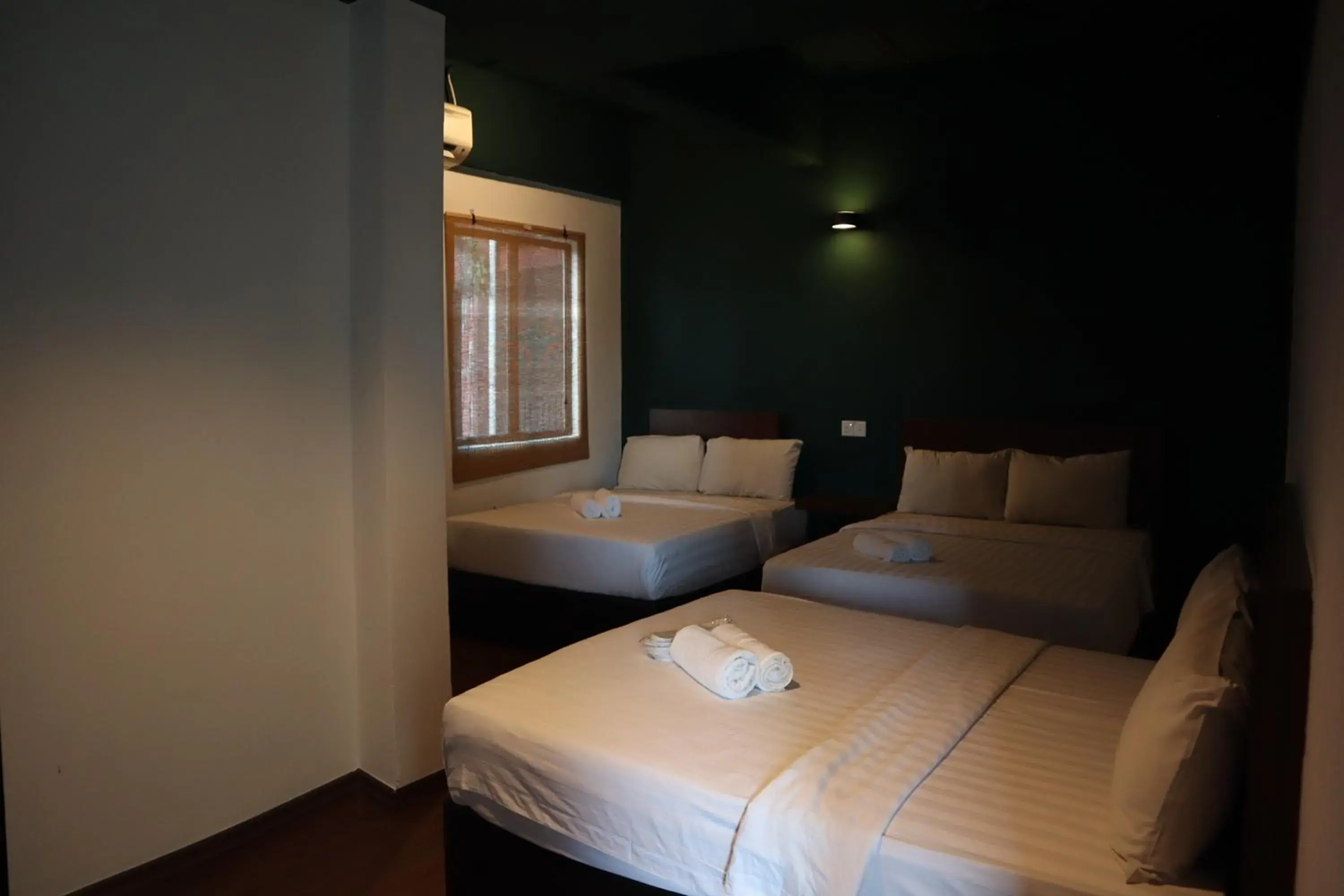 Family Suite in Room V at Kluang Parade Near Bus Stop Kluang Family Suite in Room V at Kluang Parade Near Bus Stop Kluang