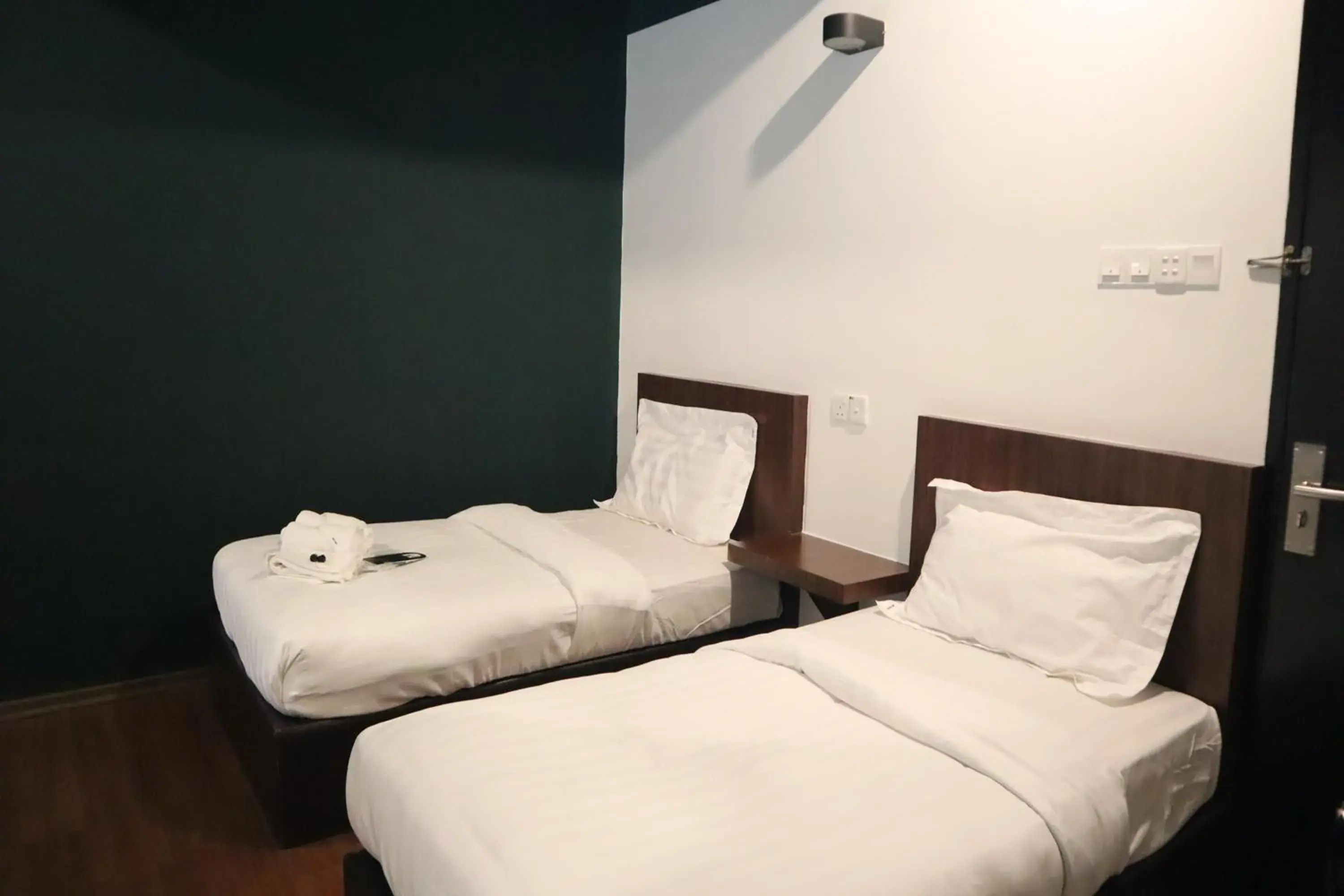 Standard Twin Room in Room V at Kluang Parade Near Bus Stop Kluang Standard Twin Room in Room V at Kluang Parade Near Bus Stop Kluang