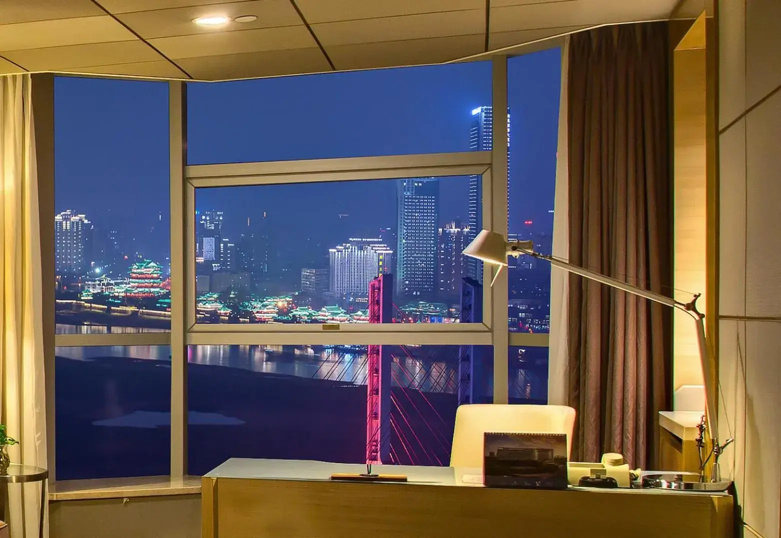 Deluxe Double or Twin Room with River View in Grand Skylight International Hotel Nanchang Ganjiang North Road Deluxe Double or Twin Room with River View in Grand Skylight International Hotel Nanchang Ganjiang North Road