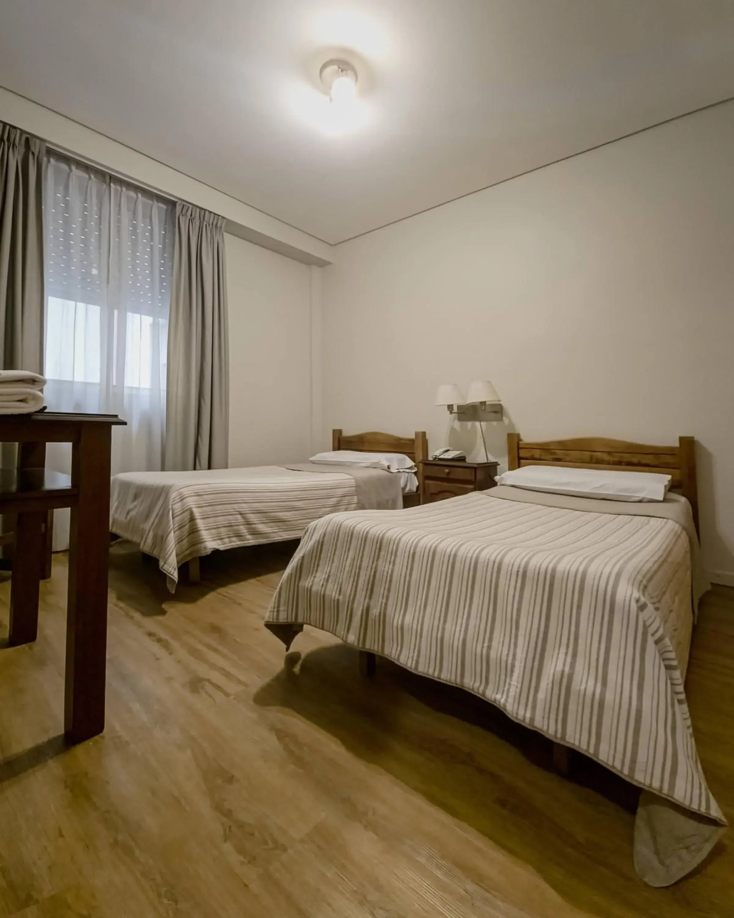 Standard Twin Room in Hotel Marbella Standard Twin Room in Hotel Marbella