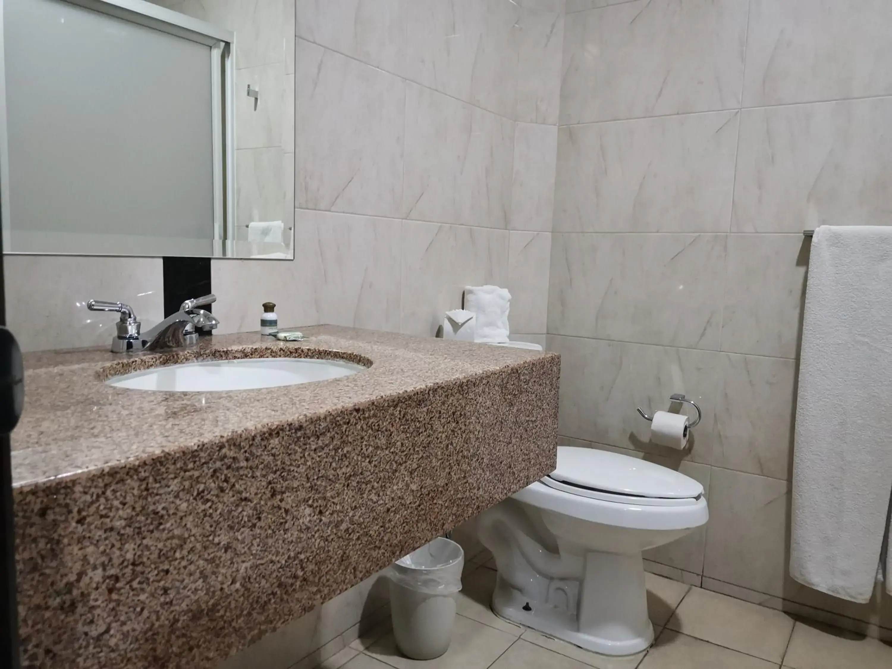 Double Room in Hotel Pabela Double Room in Hotel Pabela