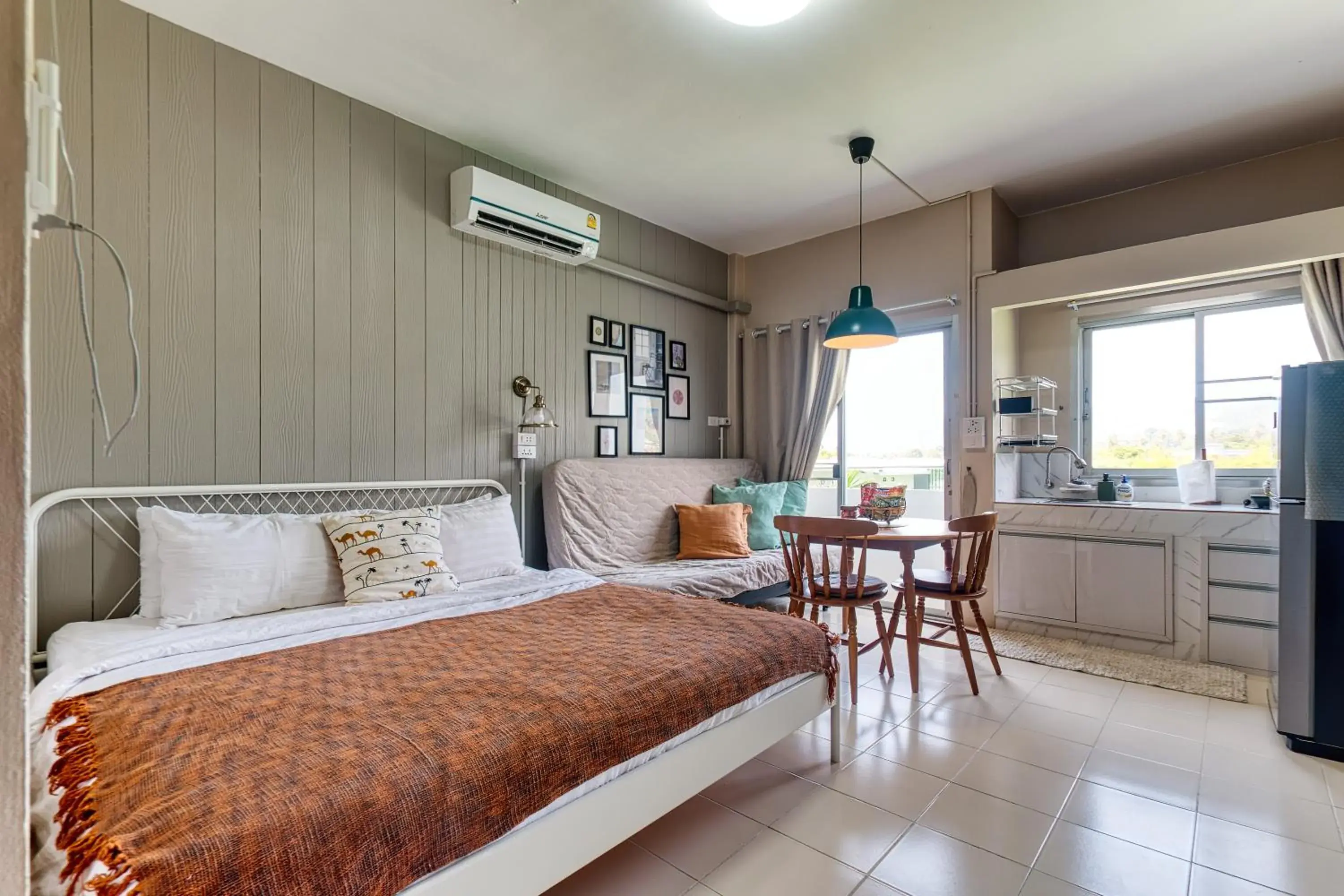 King Studio with Sofa Bed in Chaweng Apartment King Studio with Sofa Bed in Chaweng Apartment