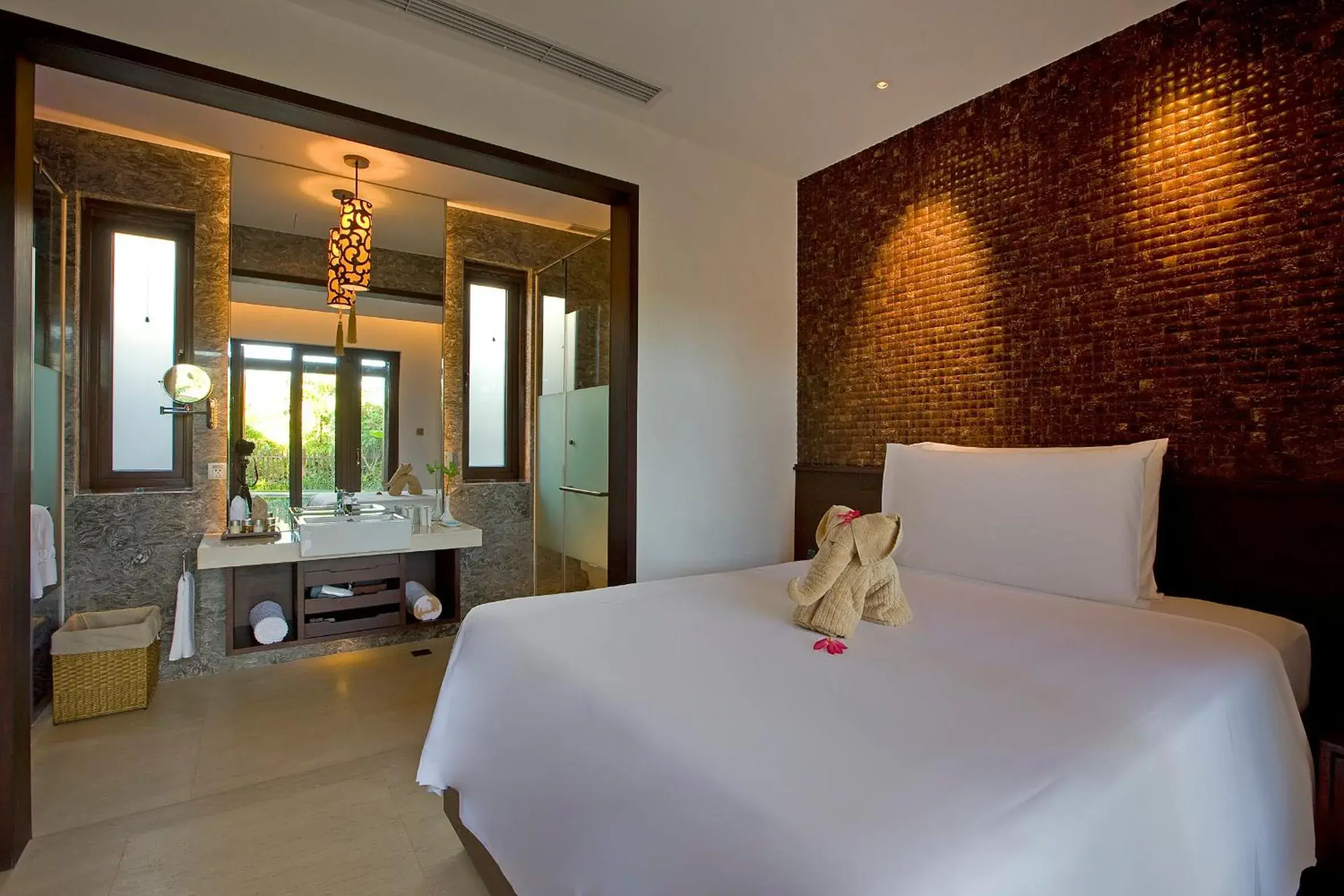 Deluxe Two-Bedroom Villa with Private Pool in Narada Resort & Spa Perfume Bay Sanya - All Villas Deluxe Two-Bedroom Villa with Private Pool in Narada Resort & Spa Perfume Bay Sanya - All Villas