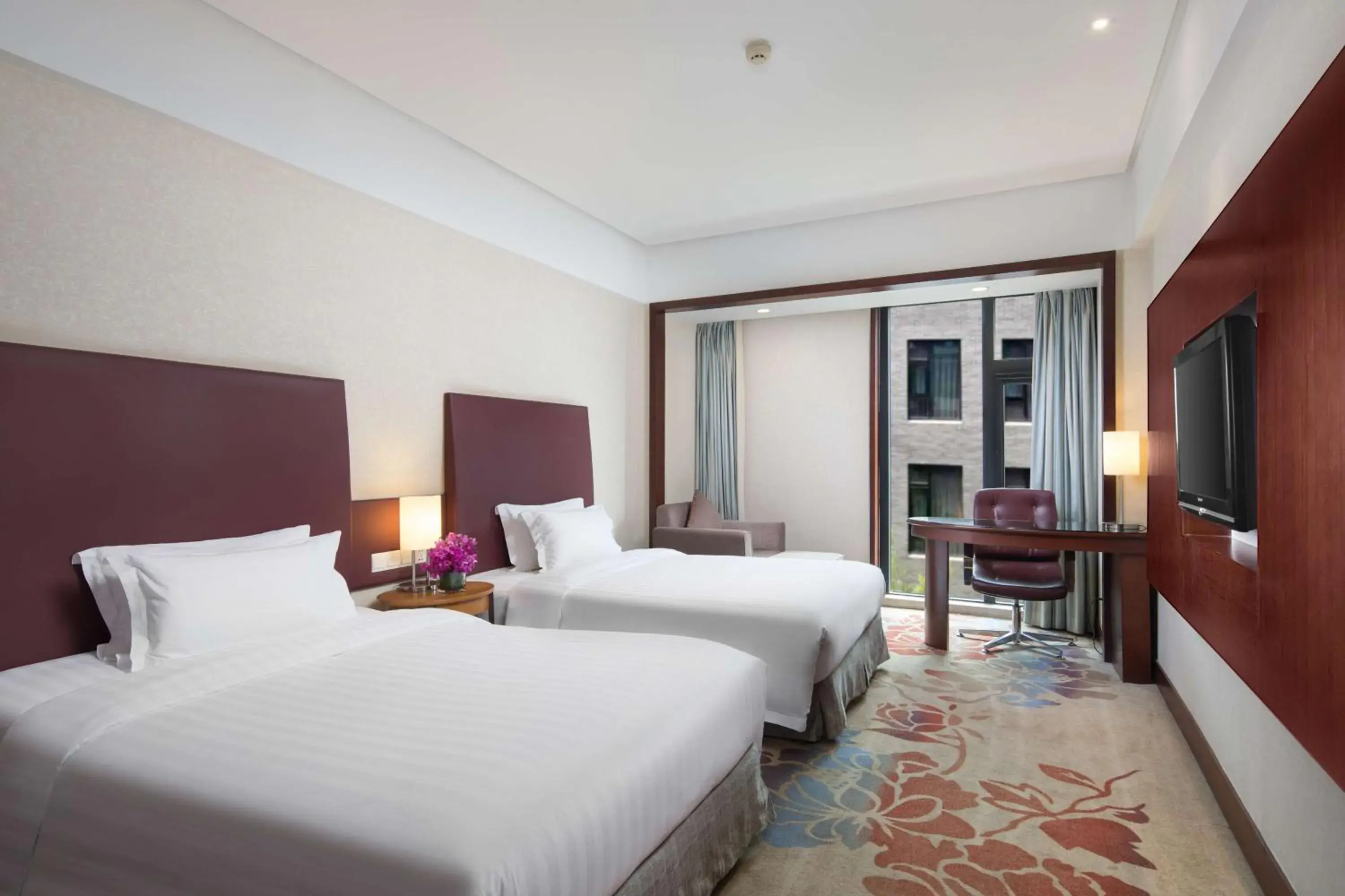 Superior Double Room with Two Double Beds - Non-Smoking in Ramada by Wyndham Beijing Airport Superior Double Room with Two Double Beds - Non-Smoking in Ramada by Wyndham Beijing Airport