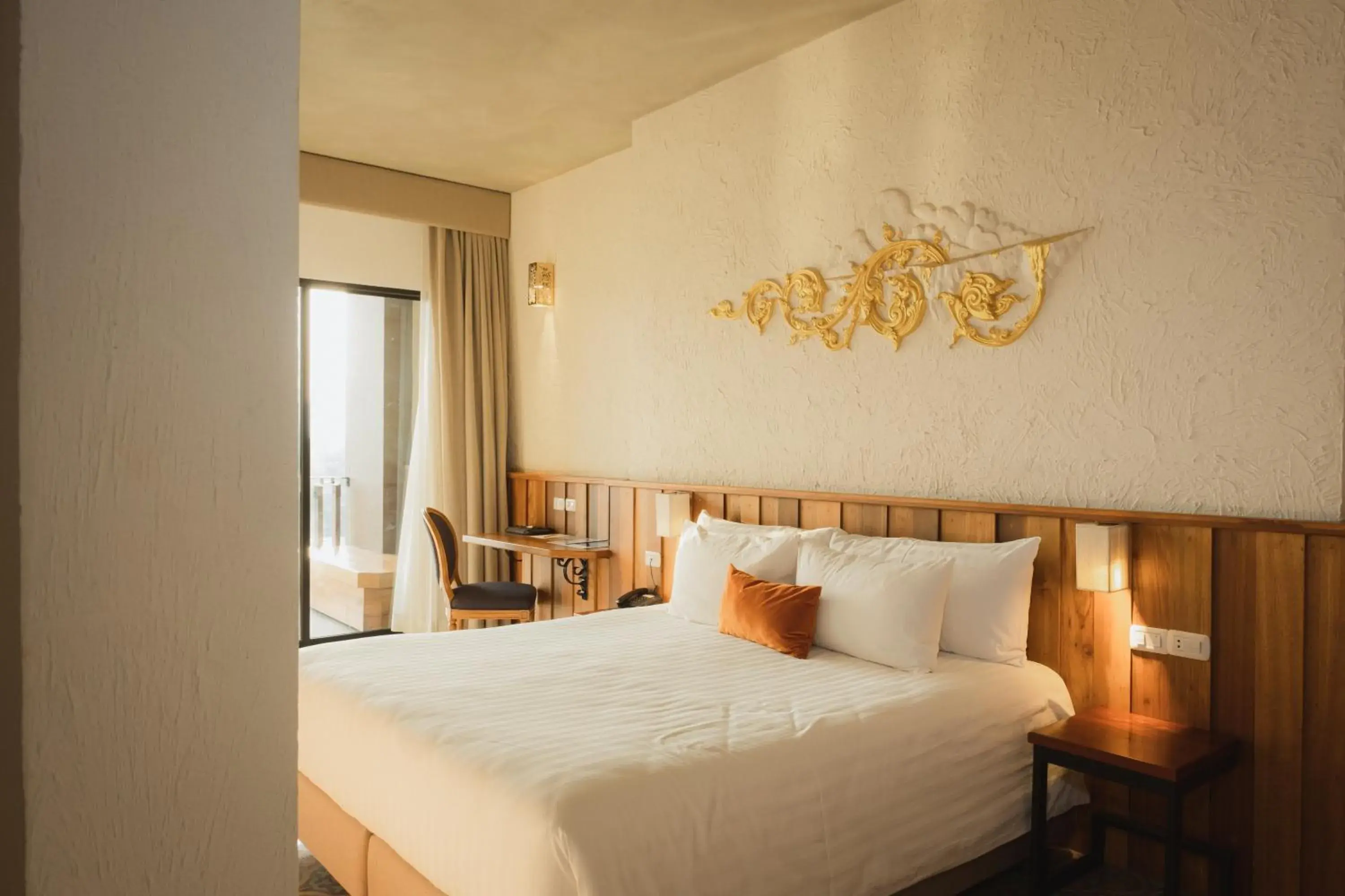 Deluxe Double or Twin Room with Balcony in Natee The Riverfront Hotel Kanchanaburi Deluxe Double or Twin Room with Balcony in Natee The Riverfront Hotel Kanchanaburi