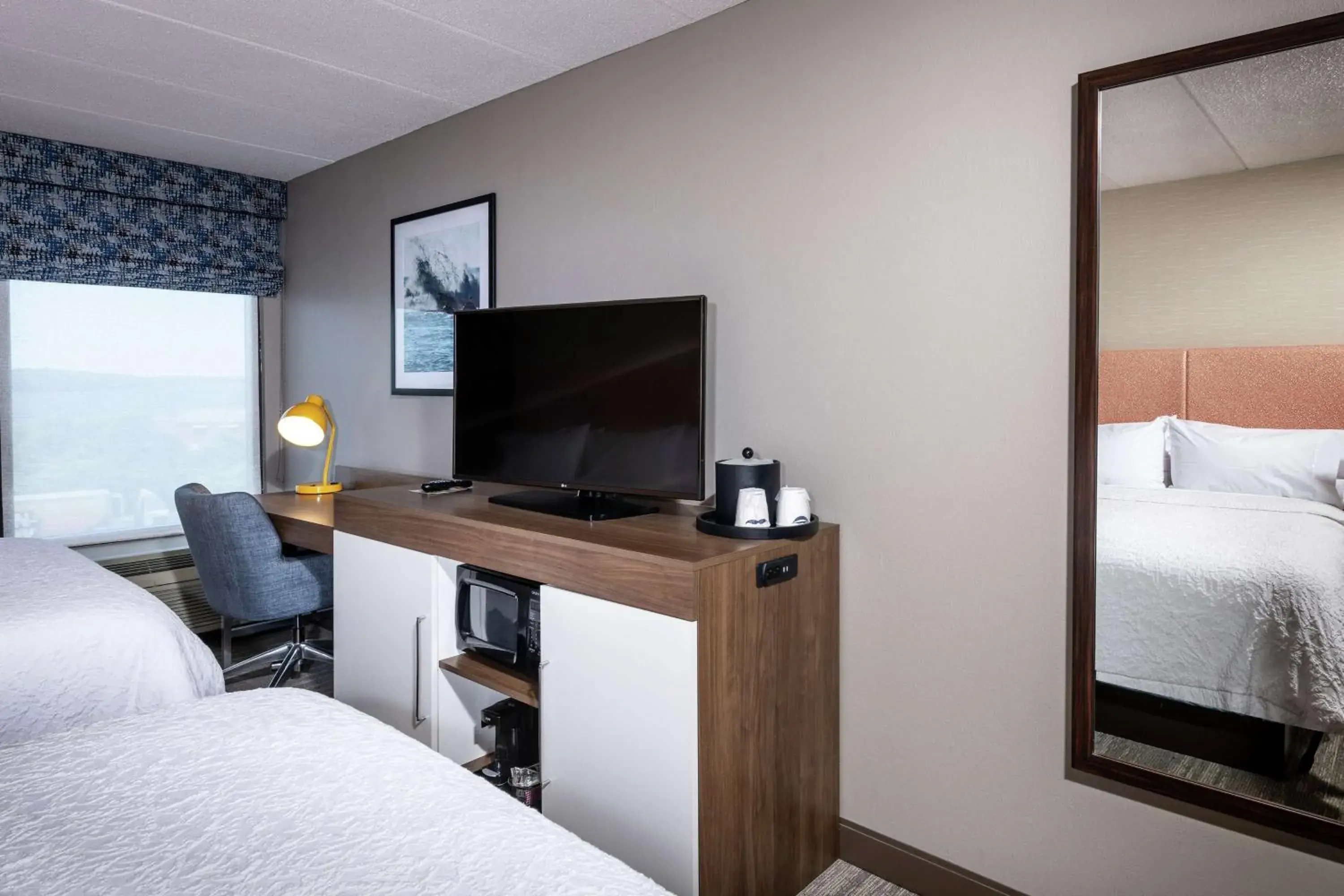 Queen Room with Two Queen Beds - Non-Smoking in Hampton Inn Fall River/Westport Queen Room with Two Queen Beds - Non-Smoking in Hampton Inn Fall River/Westport