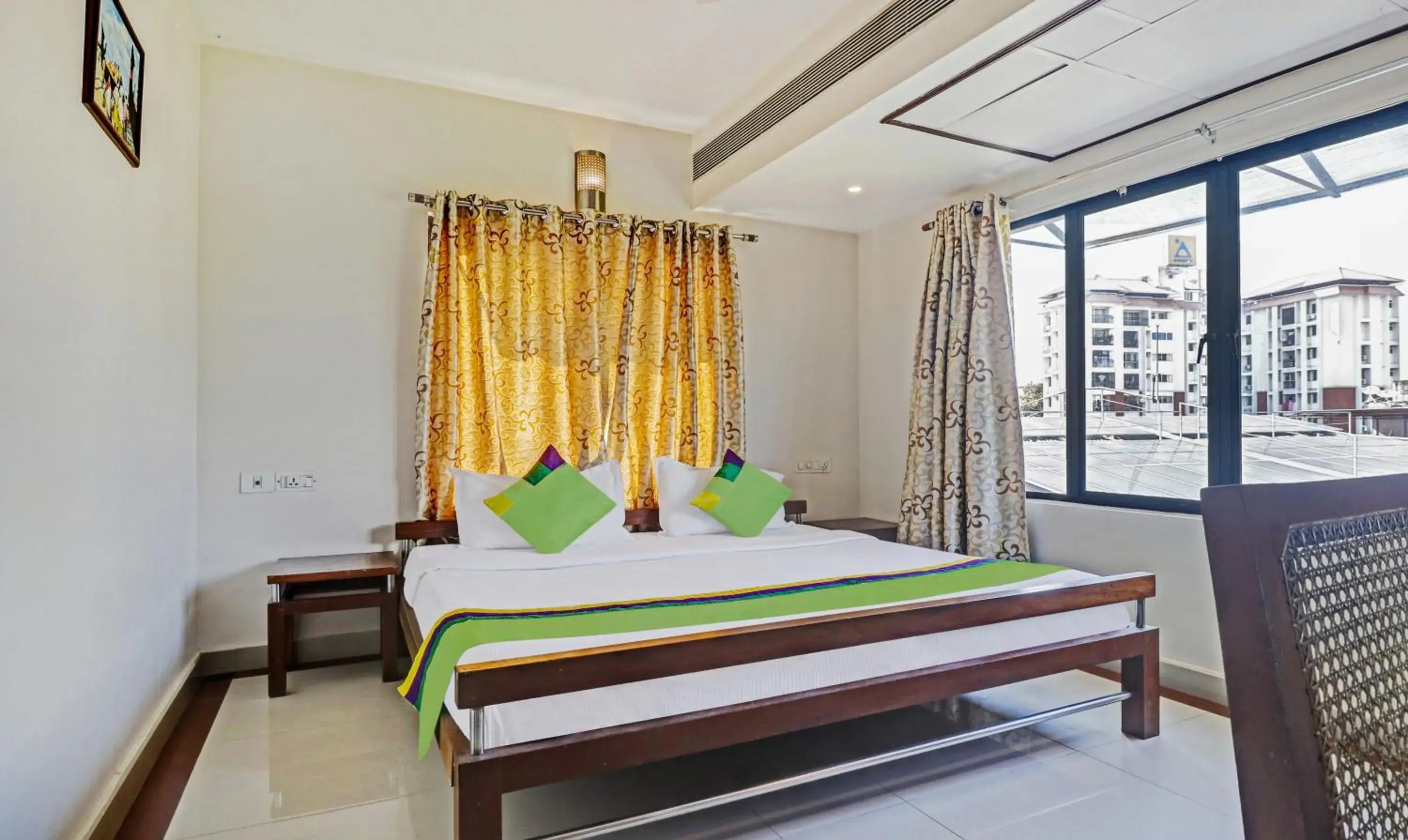 Standard Double Room - single occupancy in Treebo Time Square Marine Drive Standard Double Room - single occupancy in Treebo Time Square Marine Drive