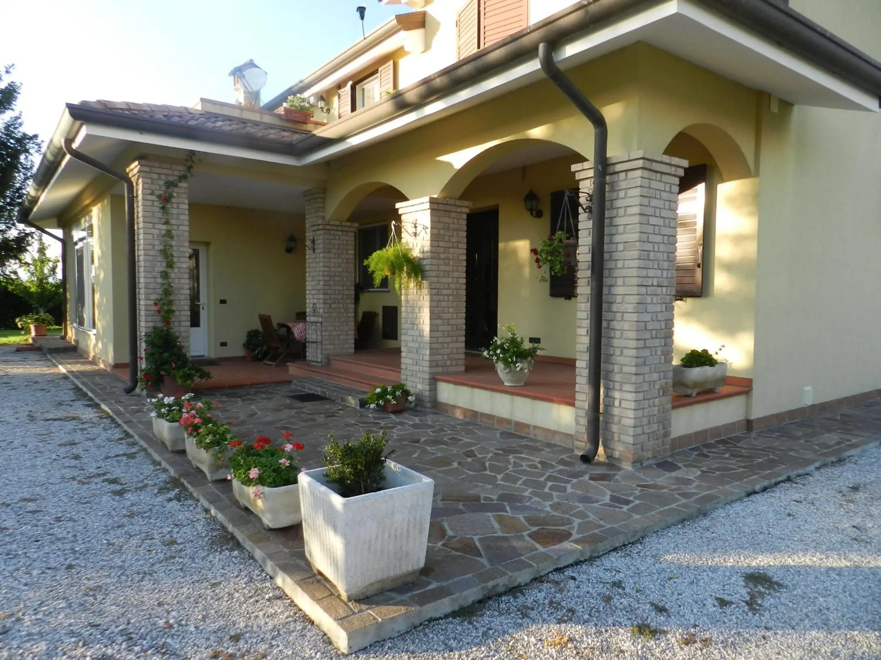 al Sol Levante al Sol Levante