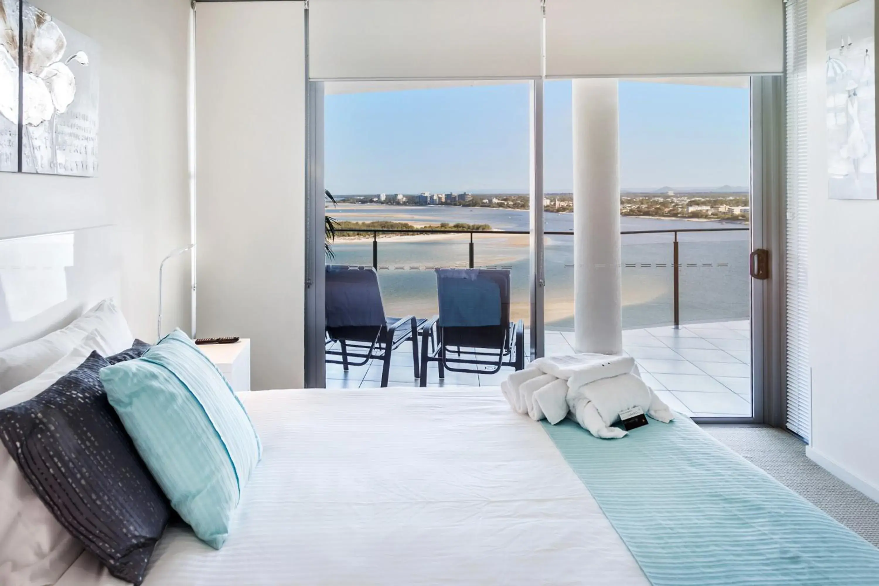 Three-Bedroom Apartment - Penthouse in Monaco Caloundra Three-Bedroom Apartment - Penthouse in Monaco Caloundra