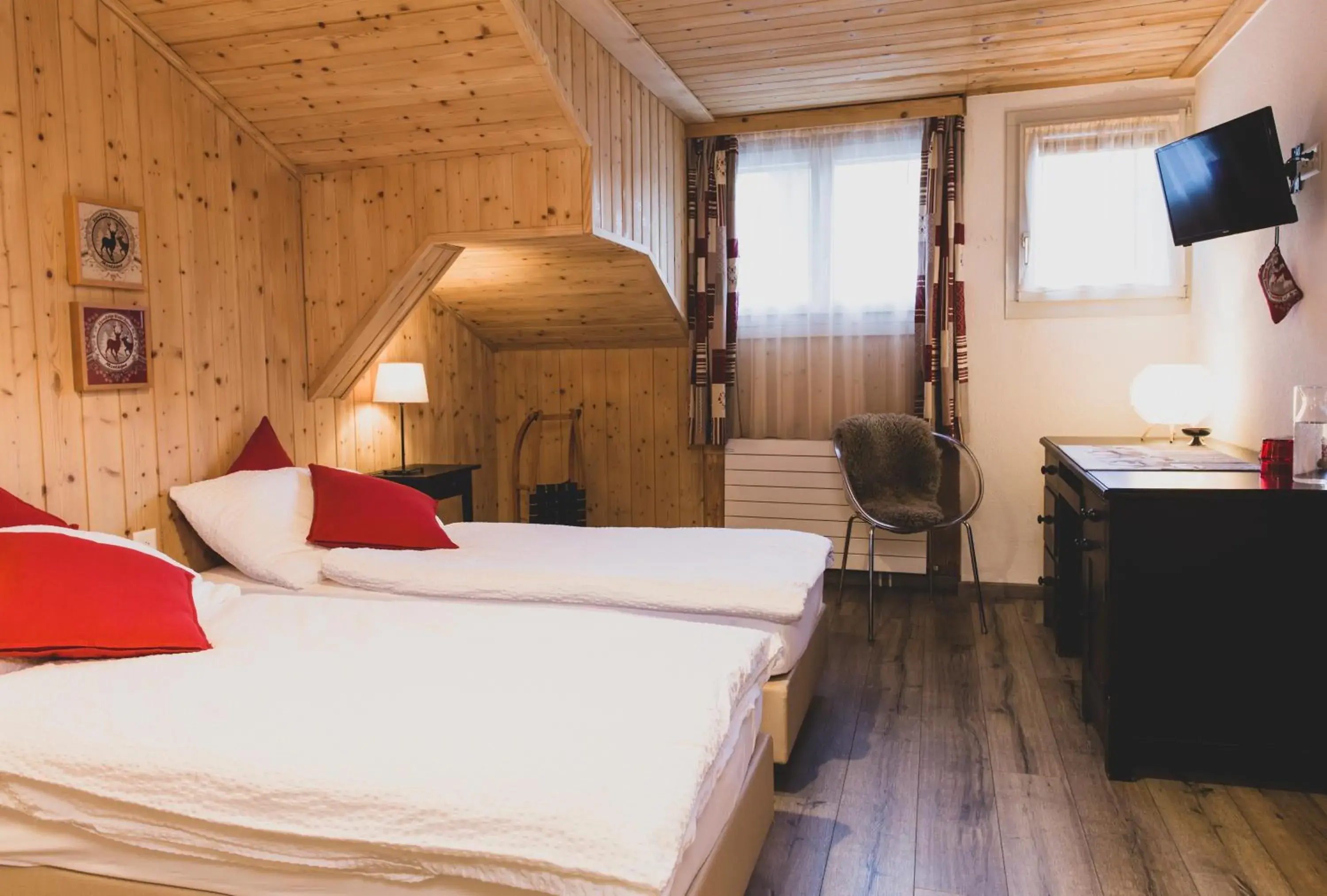 Quadruple Room in Pointe de Zinal Quadruple Room in Pointe de Zinal