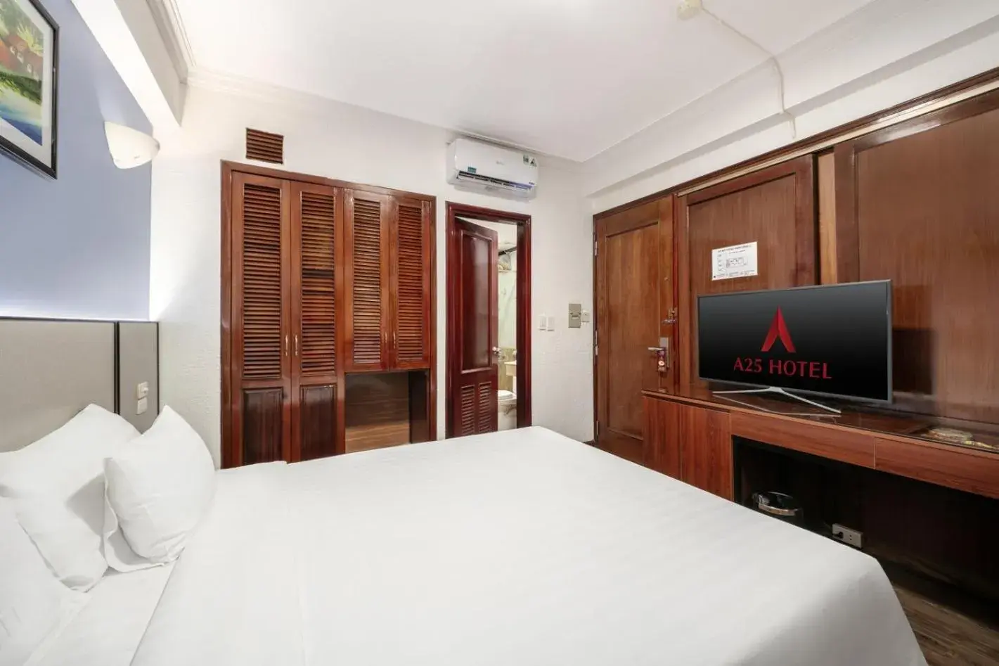 Superior Double Room in A25 Hotel - 44 Hàng Bún Superior Double Room in A25 Hotel - 44 Hàng Bún