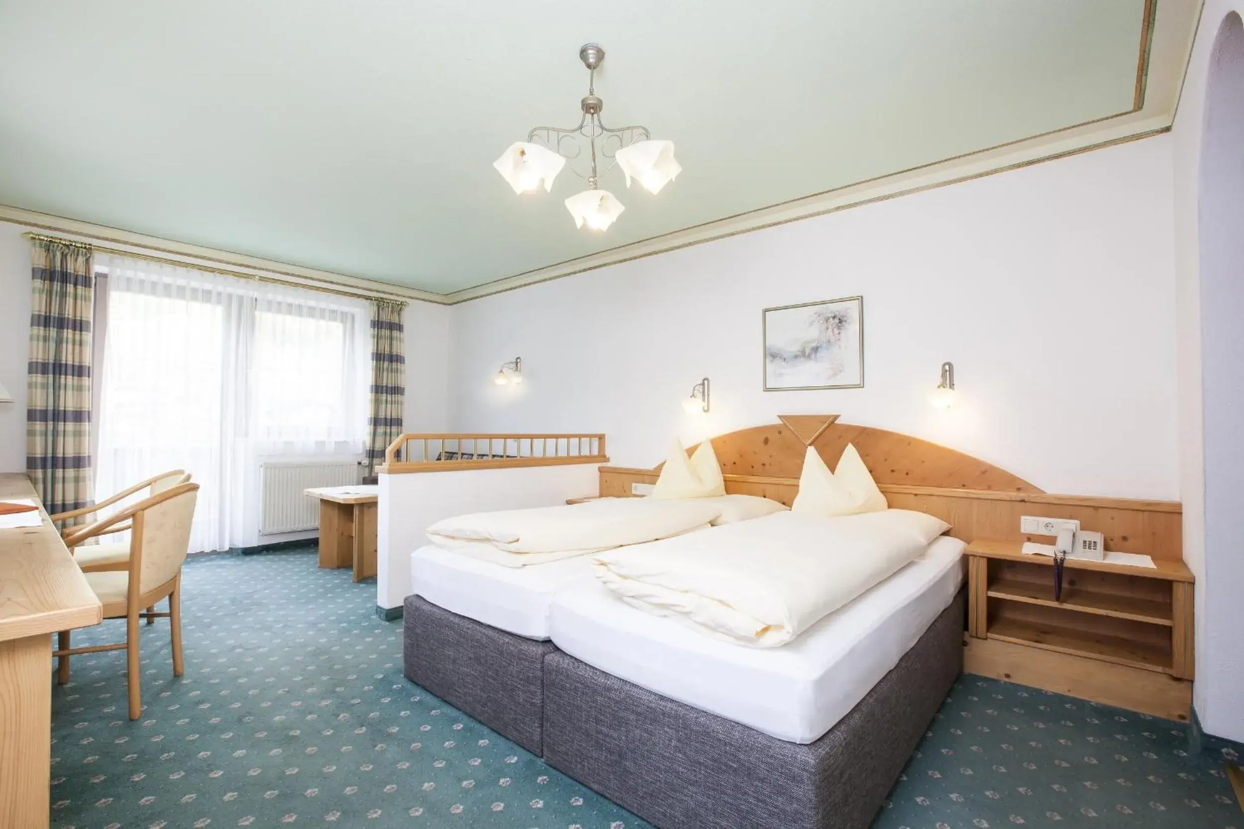 Comfort Double Room in Hotel & Appartements Alpenresidenz Viktoria Comfort Double Room in Hotel & Appartements Alpenresidenz Viktoria