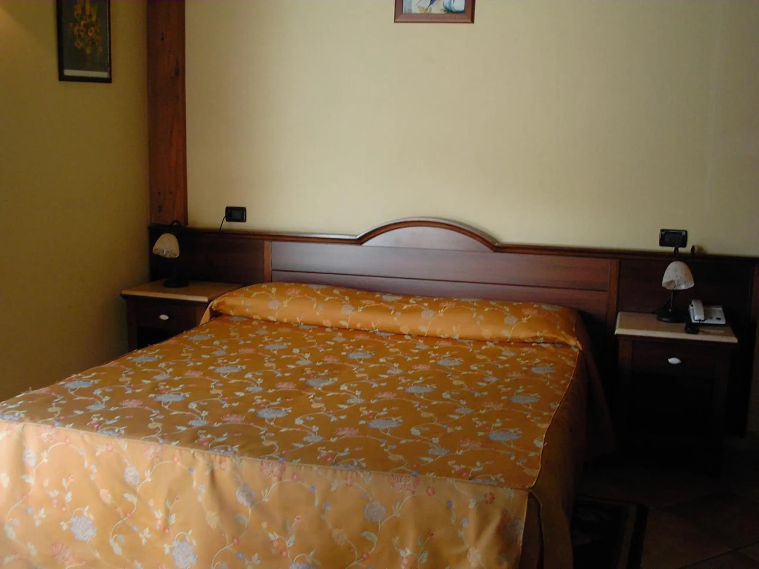 Double or Twin Room - single occupancy in Hotel Cà Fiore Double or Twin Room - single occupancy in Hotel Cà Fiore