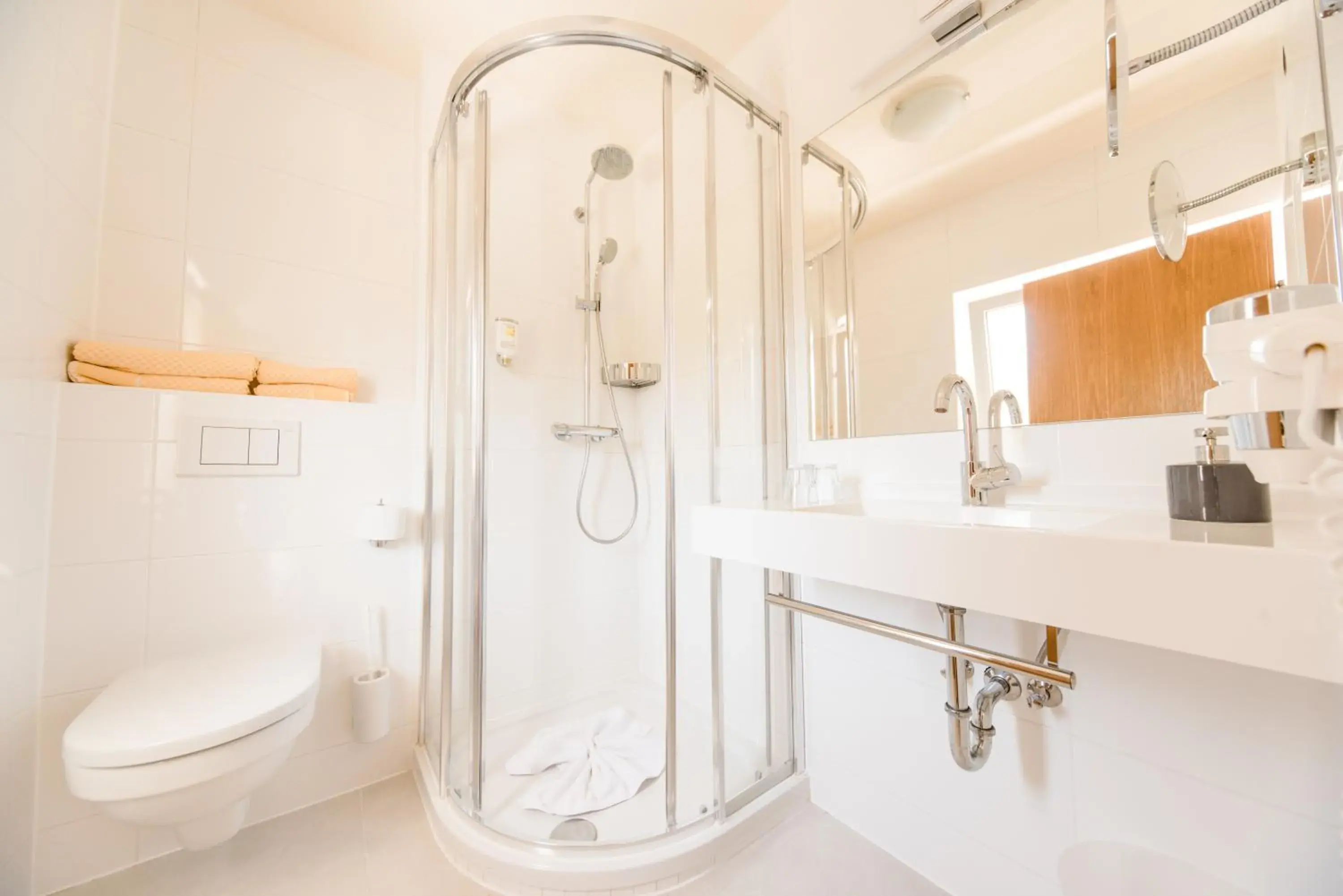 Single Room in Hotel St. Hubertushof Single Room in Hotel St. Hubertushof