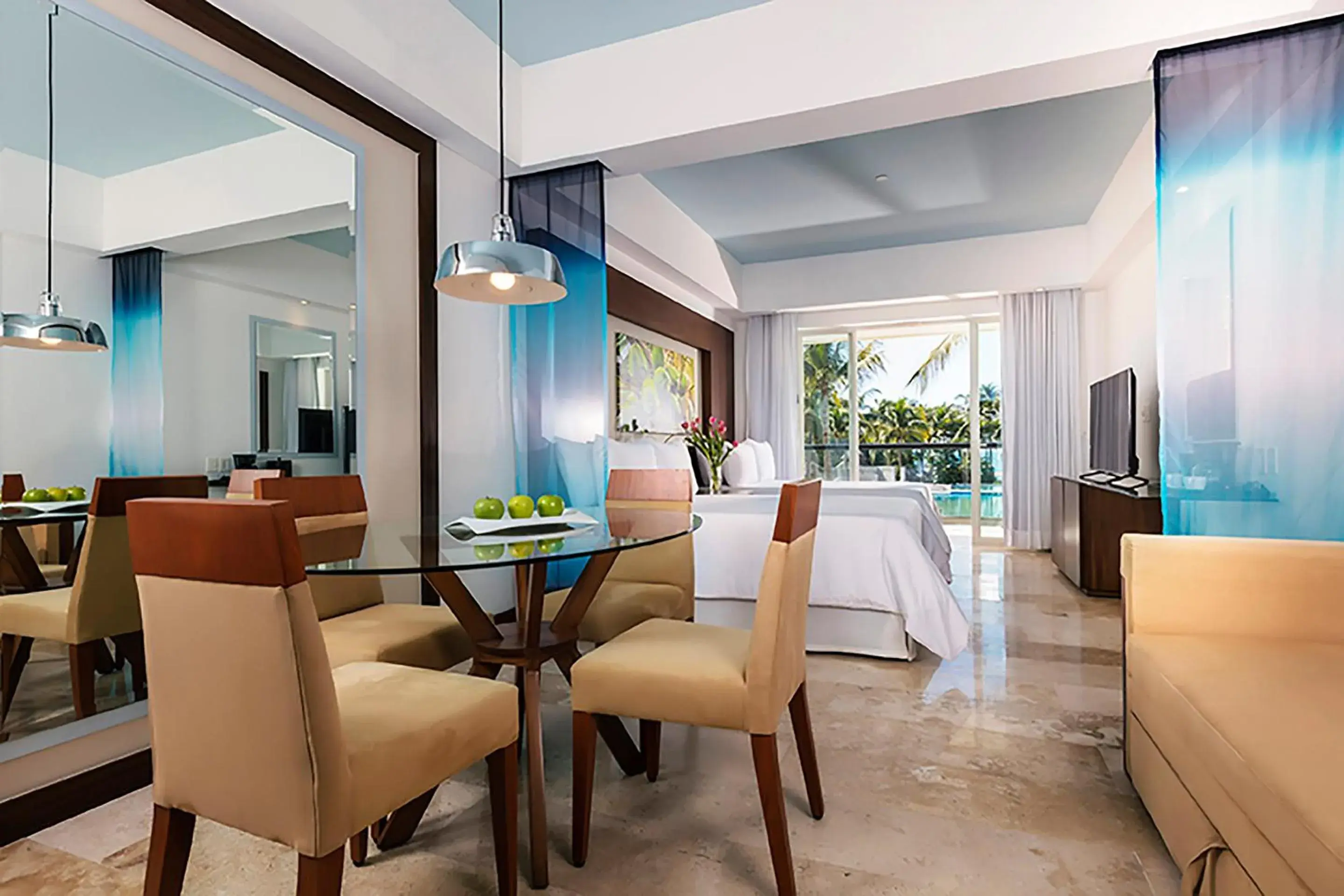 Junior Suite Pool View 2-double beds in Krystal Grand Nuevo Vallarta Junior Suite Pool View 2-double beds in Krystal Grand Nuevo Vallarta