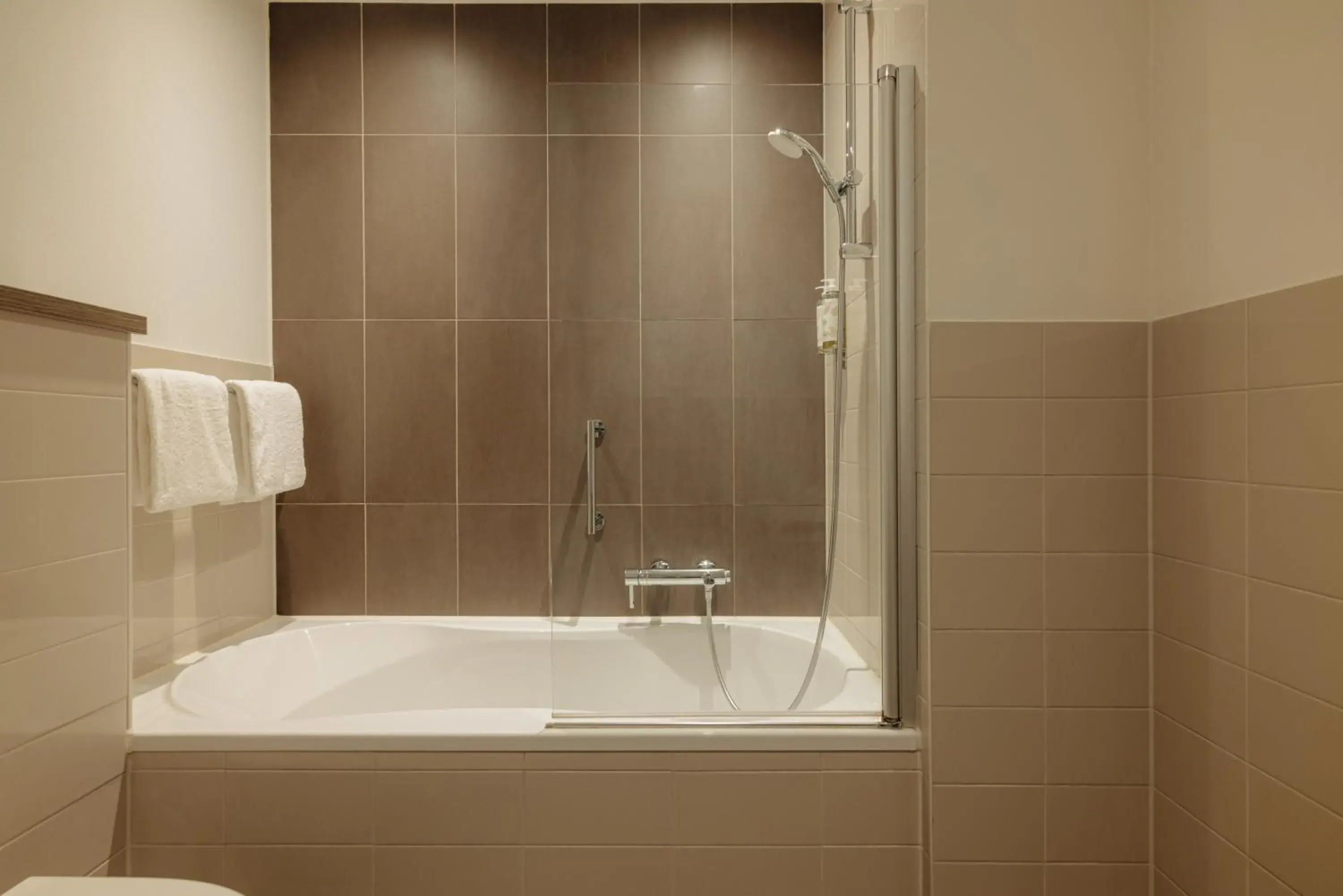 Deluxe King Room in The Manor Amsterdam Deluxe King Room in The Manor Amsterdam