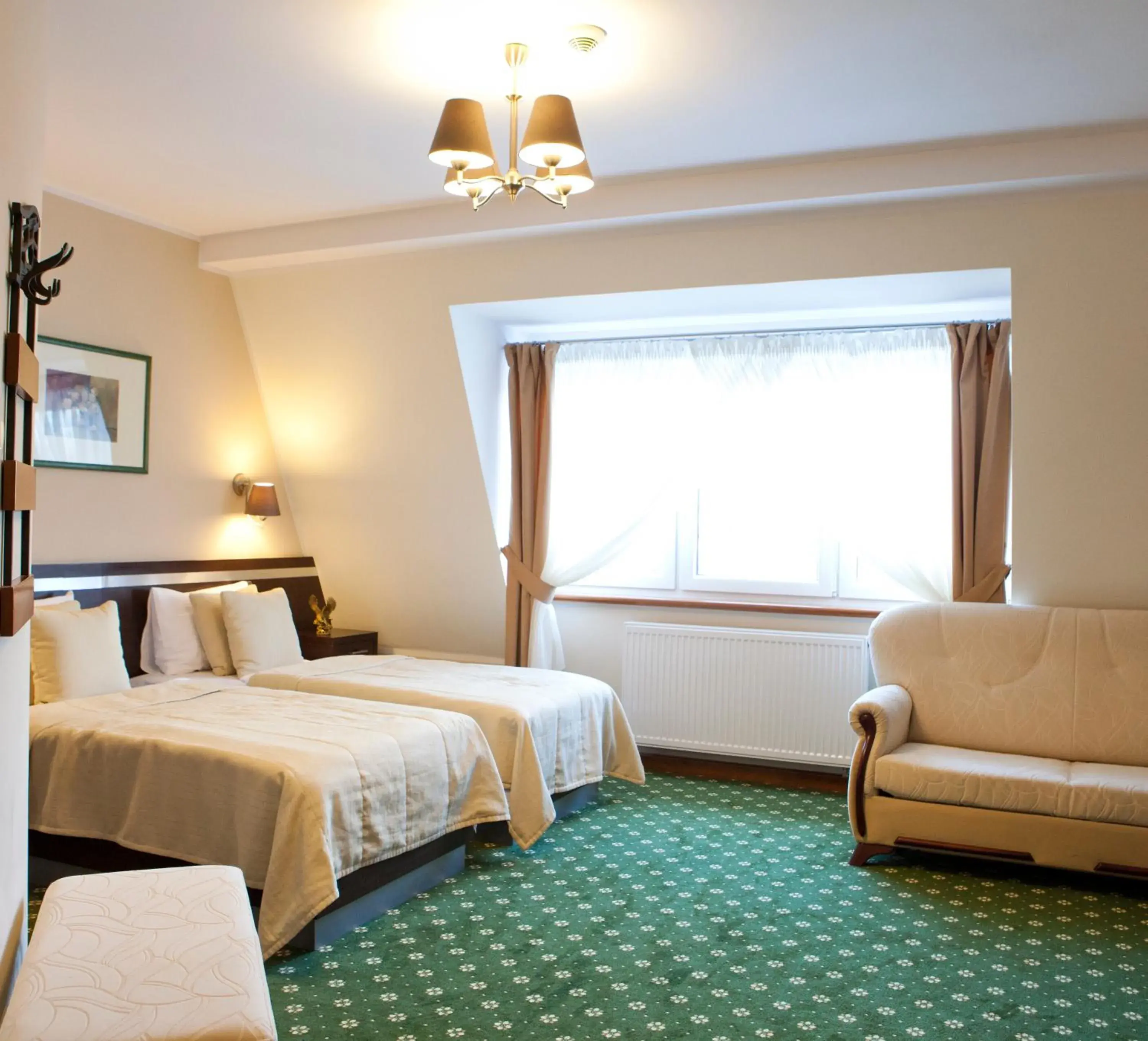 Double Room with Extra Bed - single occupancy in Hotel i Restauracja "Pod Orłem" Double Room with Extra Bed - single occupancy in Hotel i Restauracja "Pod Orłem"