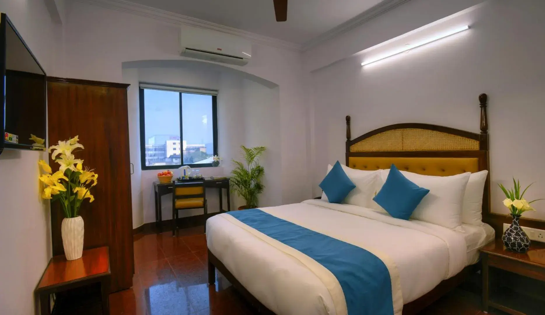 Deluxe Single Room in TreeHouse Neptune Inn Deluxe Single Room in TreeHouse Neptune Inn