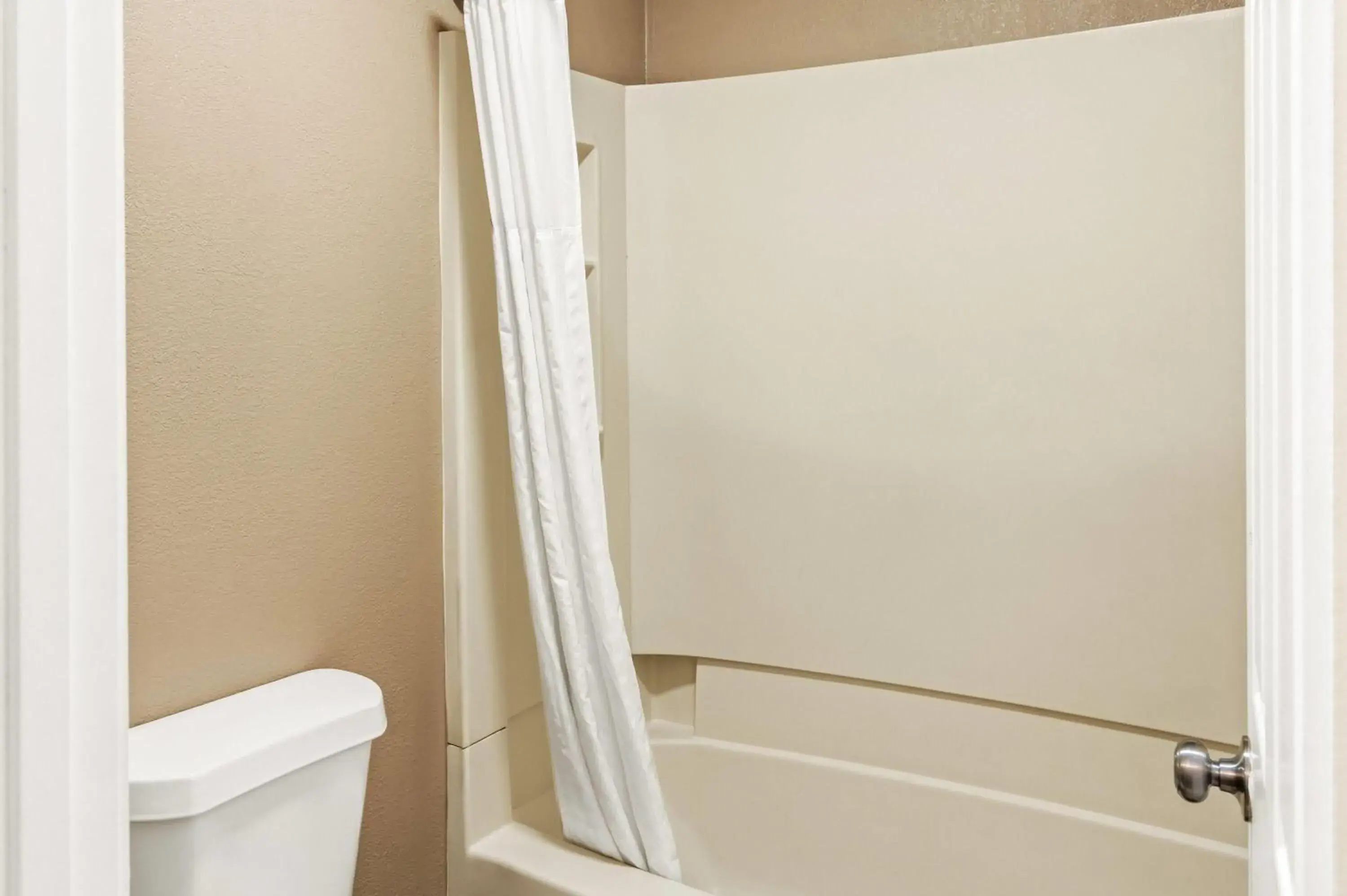 King Room - Non-Smoking in Super 8 by Wyndham Cincinnati-Springdale OH King Room - Non-Smoking in Super 8 by Wyndham Cincinnati-Springdale OH