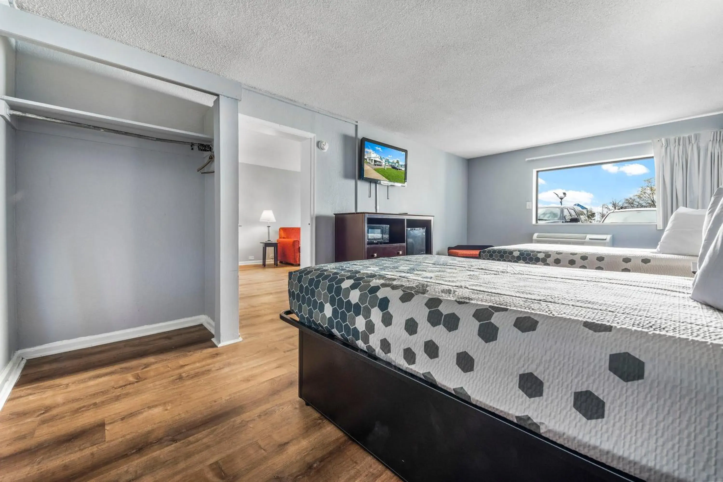 Riverwalk Inn and Suites Portsmouth Riverwalk Inn and Suites Portsmouth