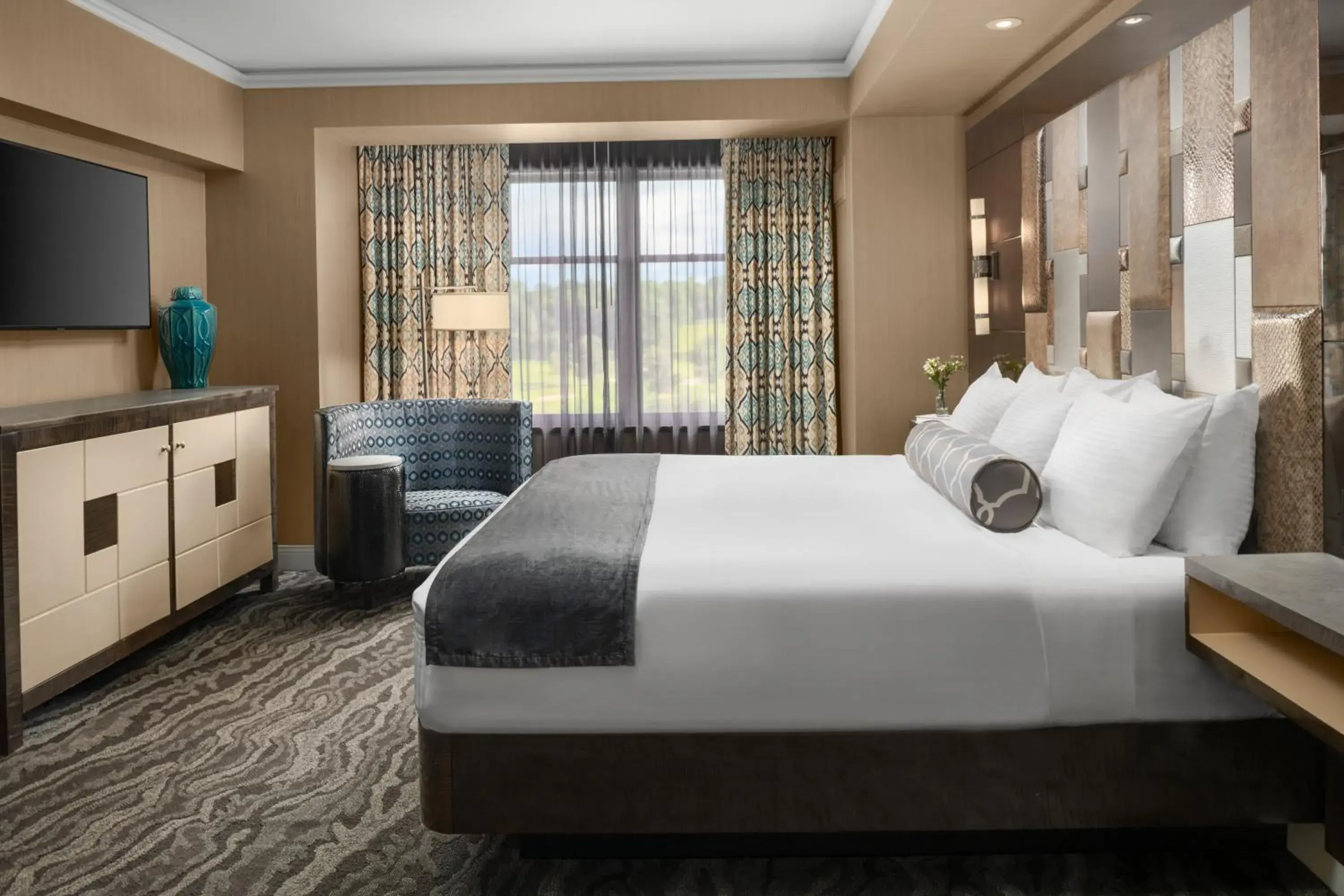 One-Bedroom Suite in Mount Airy Casino Resort - Adults Only 21 Plus One-Bedroom Suite in Mount Airy Casino Resort - Adults Only 21 Plus