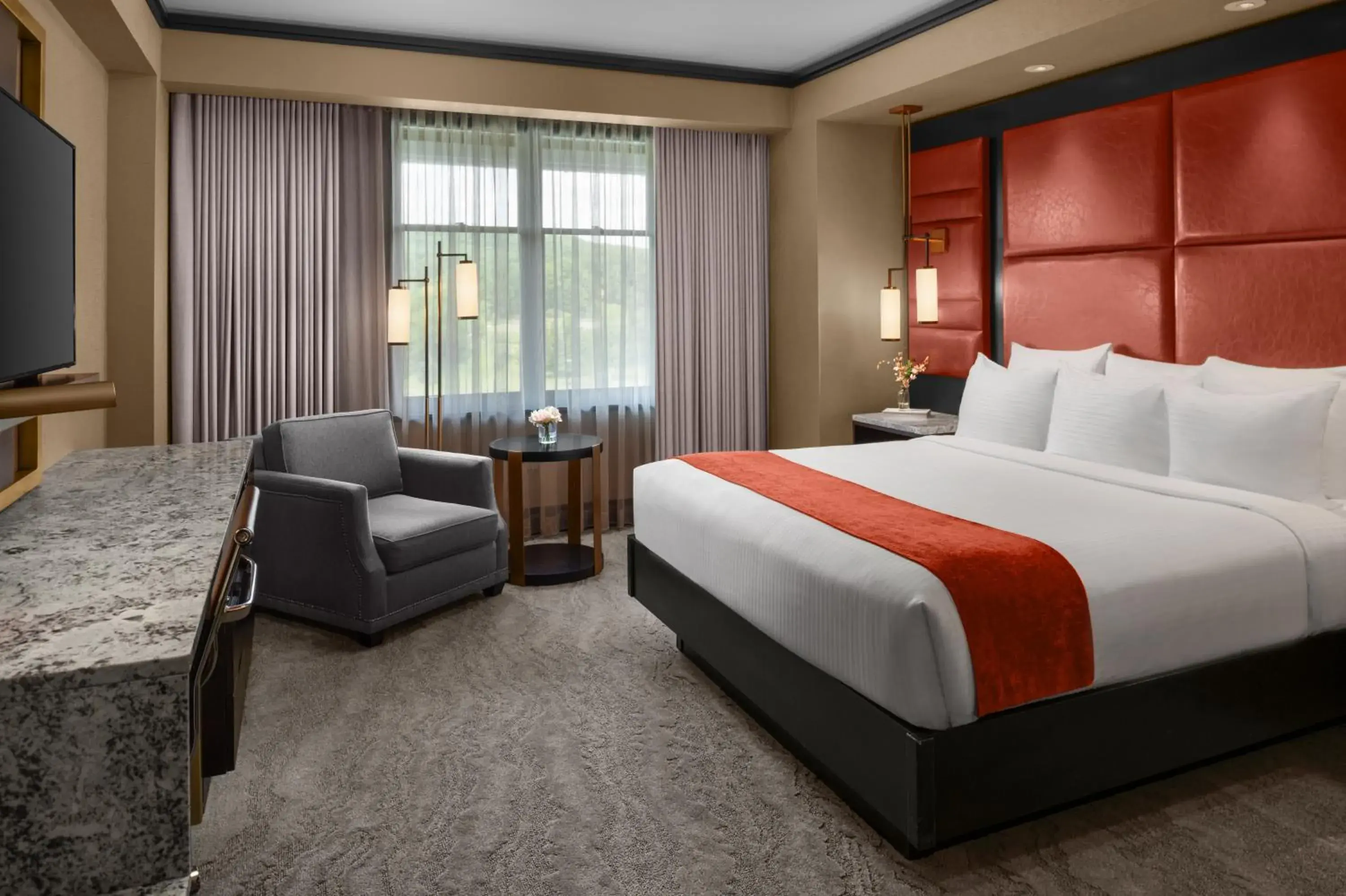 Deluxe King Room in Mount Airy Casino Resort - Adults Only 21 Plus Deluxe King Room in Mount Airy Casino Resort - Adults Only 21 Plus