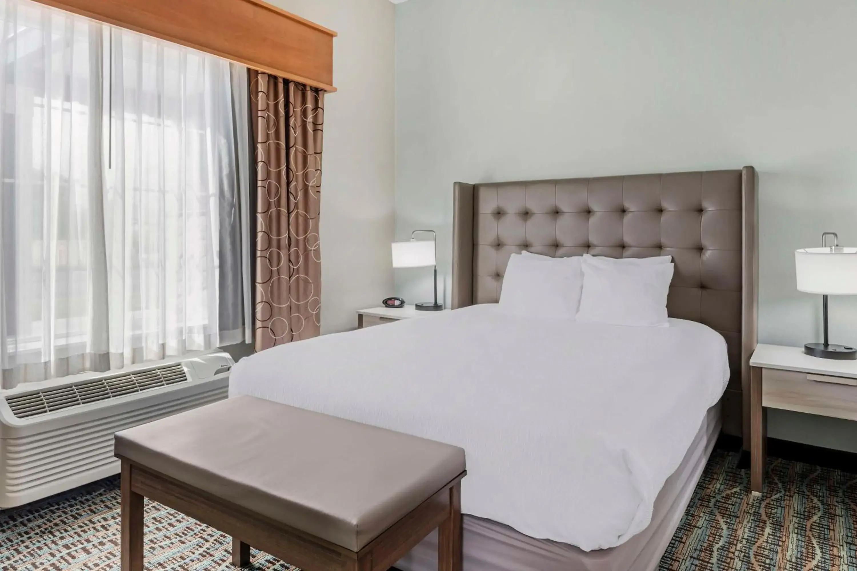 Queen Suite with Full Kitchen in Best Western PLUS Peppertree Inn at Omak Queen Suite with Full Kitchen in Best Western PLUS Peppertree Inn at Omak