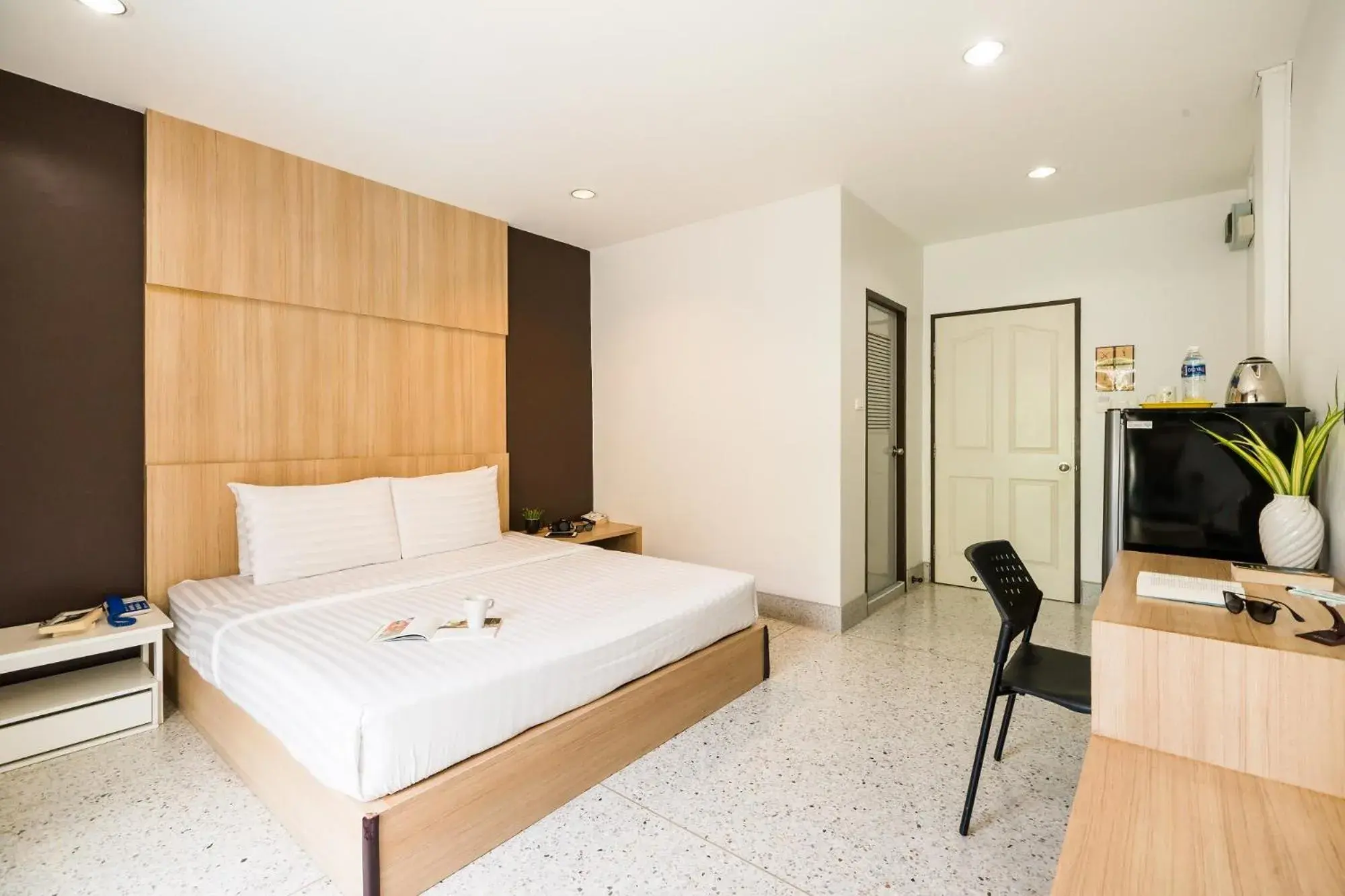 Superior Double Room in The Fifth Residence Superior Double Room in The Fifth Residence