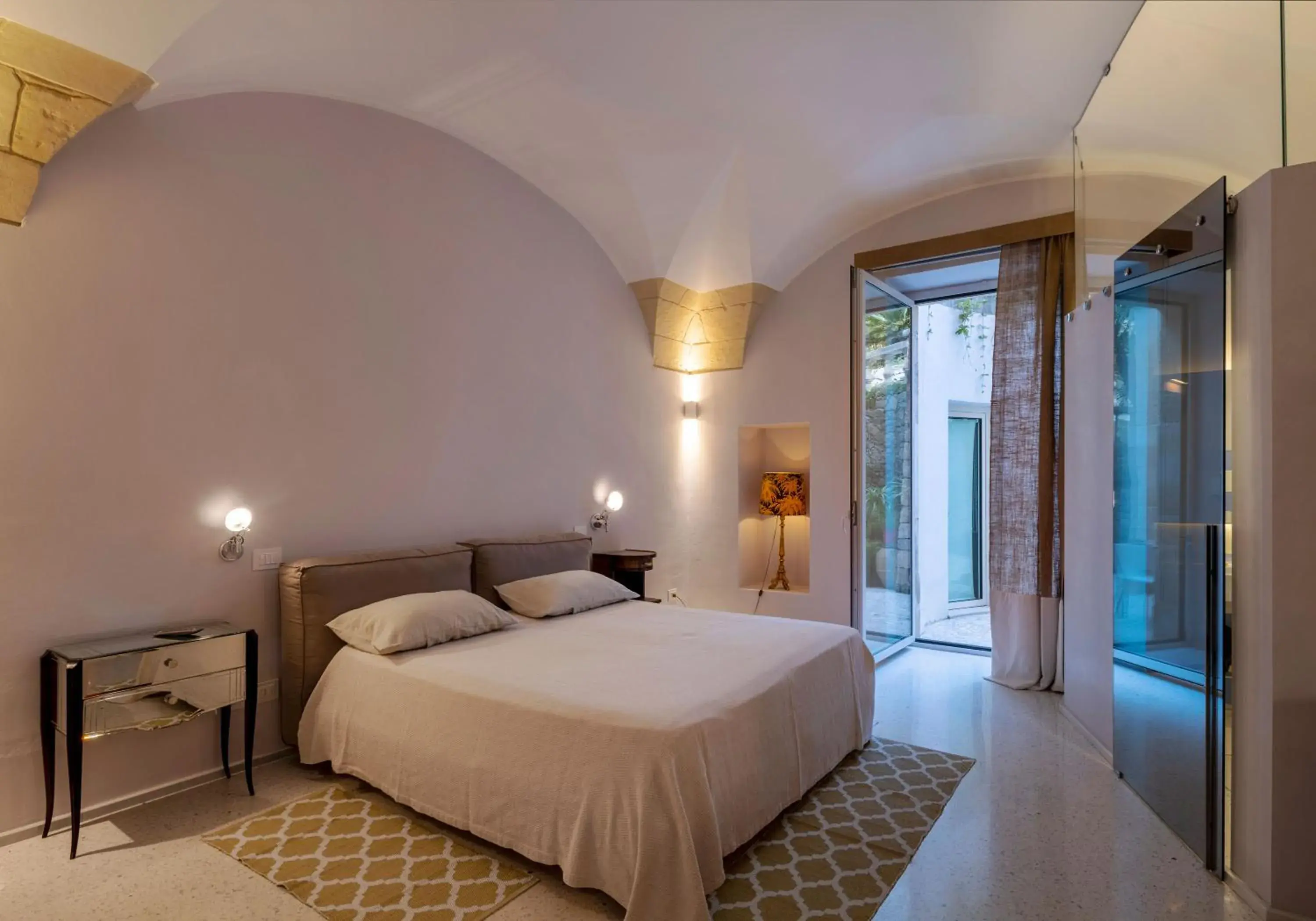 Standard Double or Twin Room with Garden View in Dimora Storica Muratore Standard Double or Twin Room with Garden View in Dimora Storica Muratore