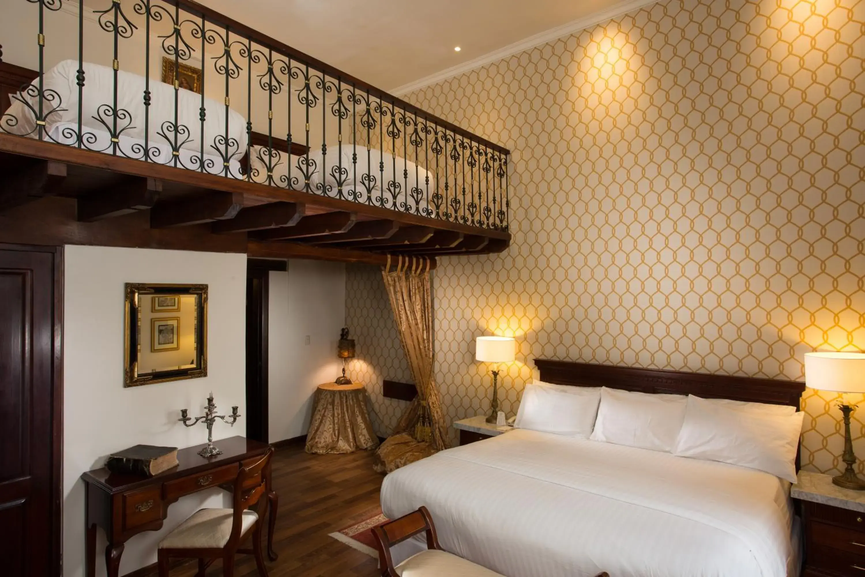 Triple Room in Hotel Boutique Santa Lucia Triple Room in Hotel Boutique Santa Lucia