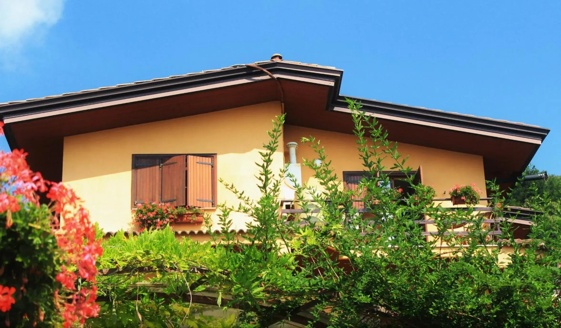 mansarda fiorita mansarda fiorita