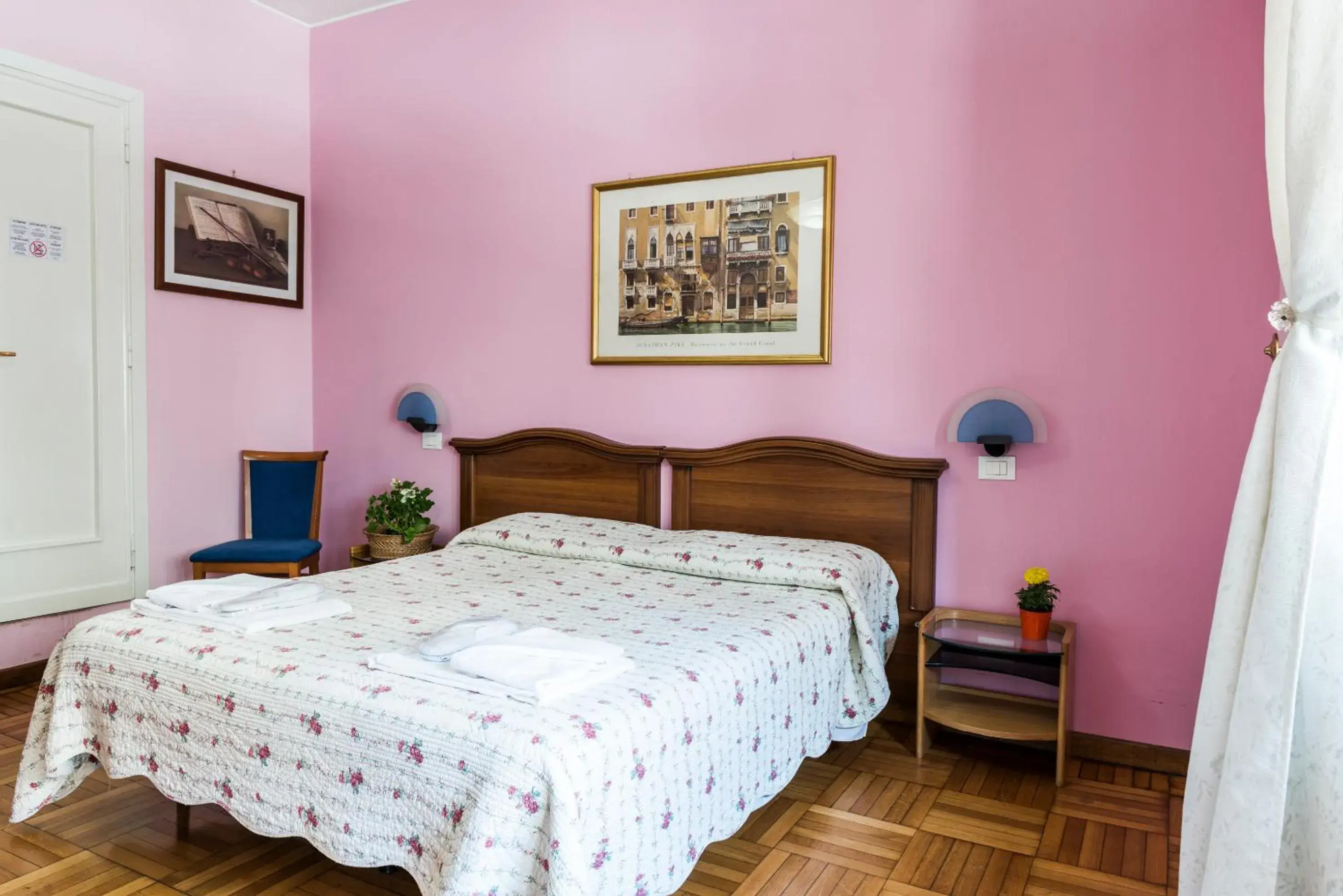 Triple Room in Ai Musei Vaticani BB Triple Room in Ai Musei Vaticani BB