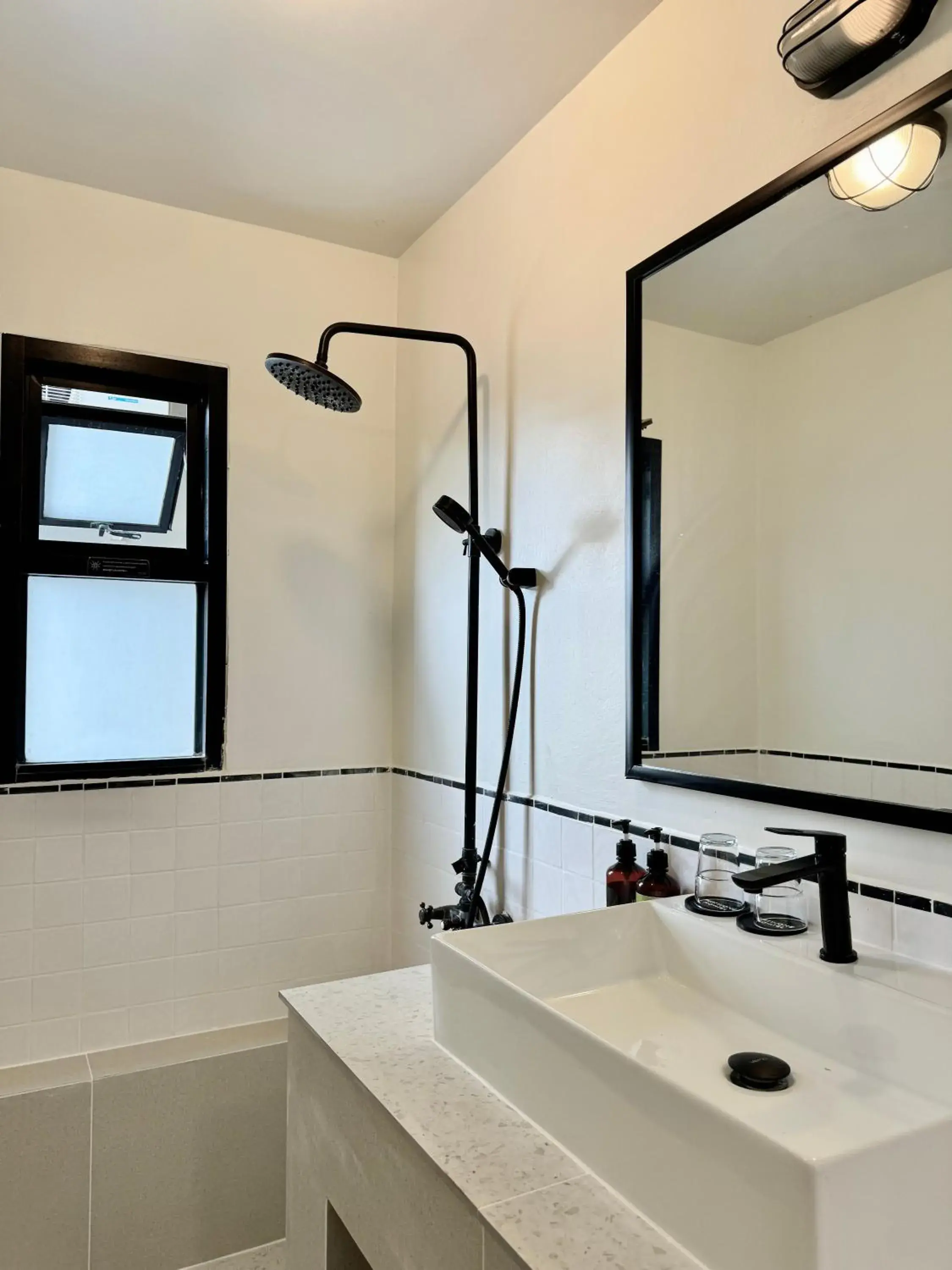 Executive Triple Room in The51Hometel Executive Triple Room in The51Hometel