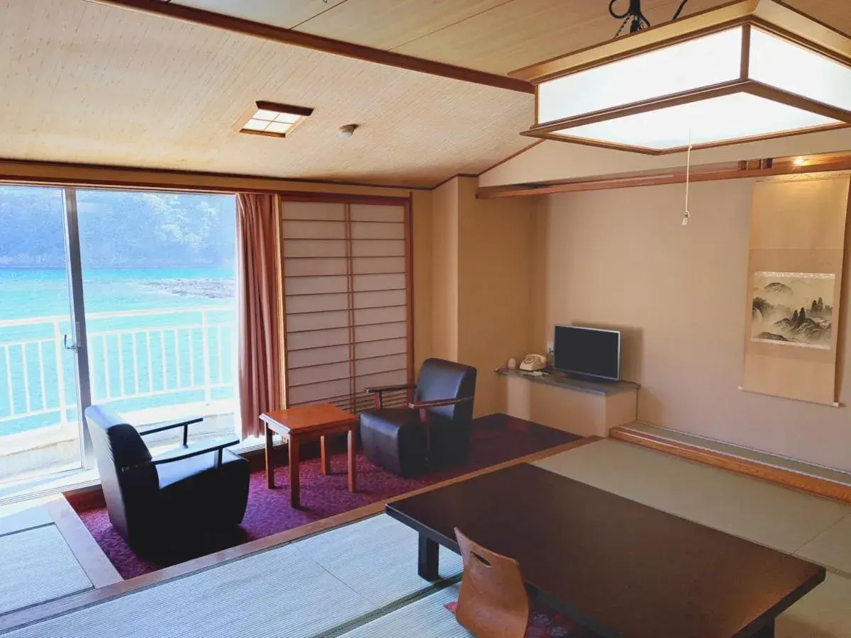 Family Room with Sea View in Shimoda Kaihin Hotel Family Room with Sea View in Shimoda Kaihin Hotel