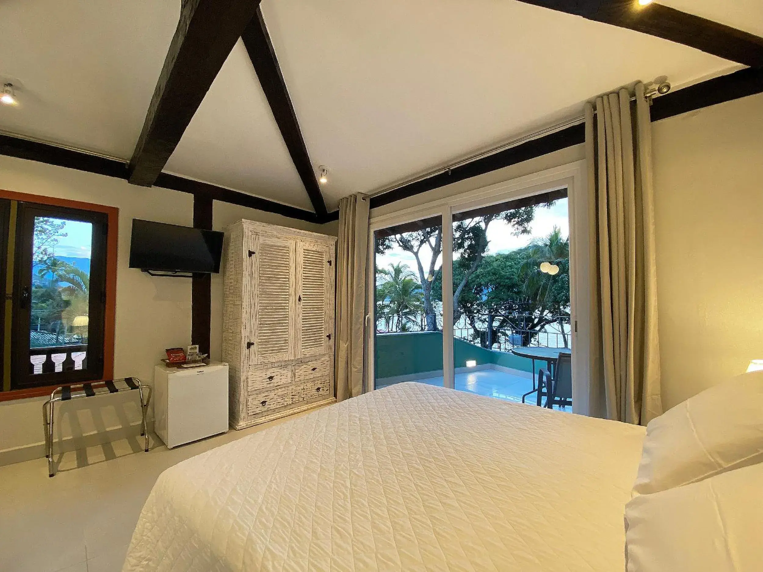 Queen Room with Sea View in Porto Pacuíba Hotel Queen Room with Sea View in Porto Pacuíba Hotel