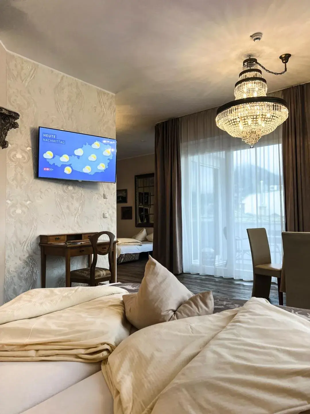 Comfort Quadruple Room (2-4 Adults) in City Zimmer - Appartement Dina Mariner Comfort Quadruple Room (2-4 Adults) in City Zimmer - Appartement Dina Mariner