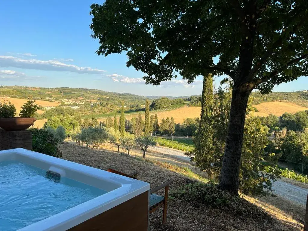 Deluxe Suite with Spa Bath in Gatto Bianco Tizzauli Deluxe Suite with Spa Bath in Gatto Bianco Tizzauli