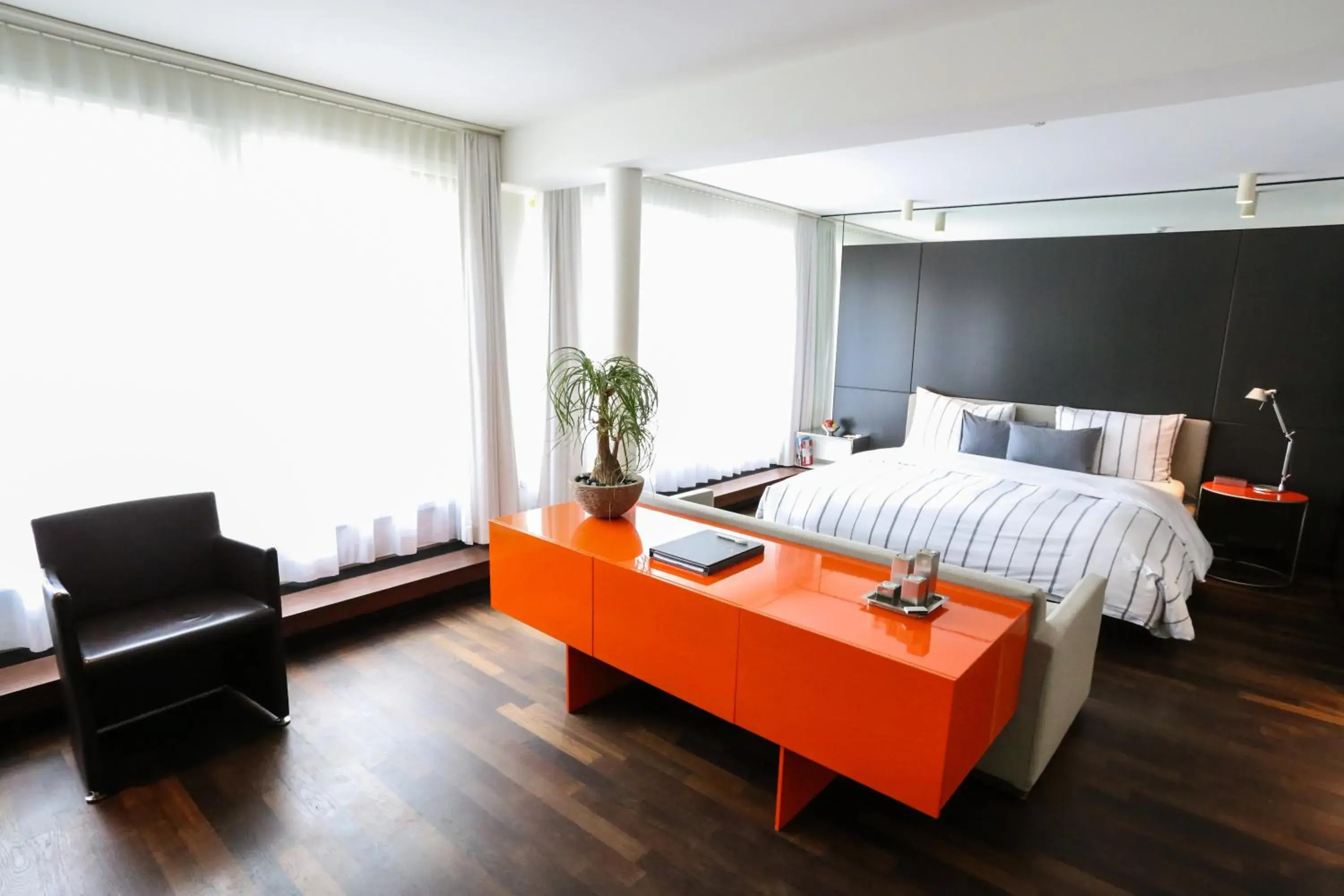 Junior Suite with Mountain View in Marina Lachen Junior Suite with Mountain View in Marina Lachen